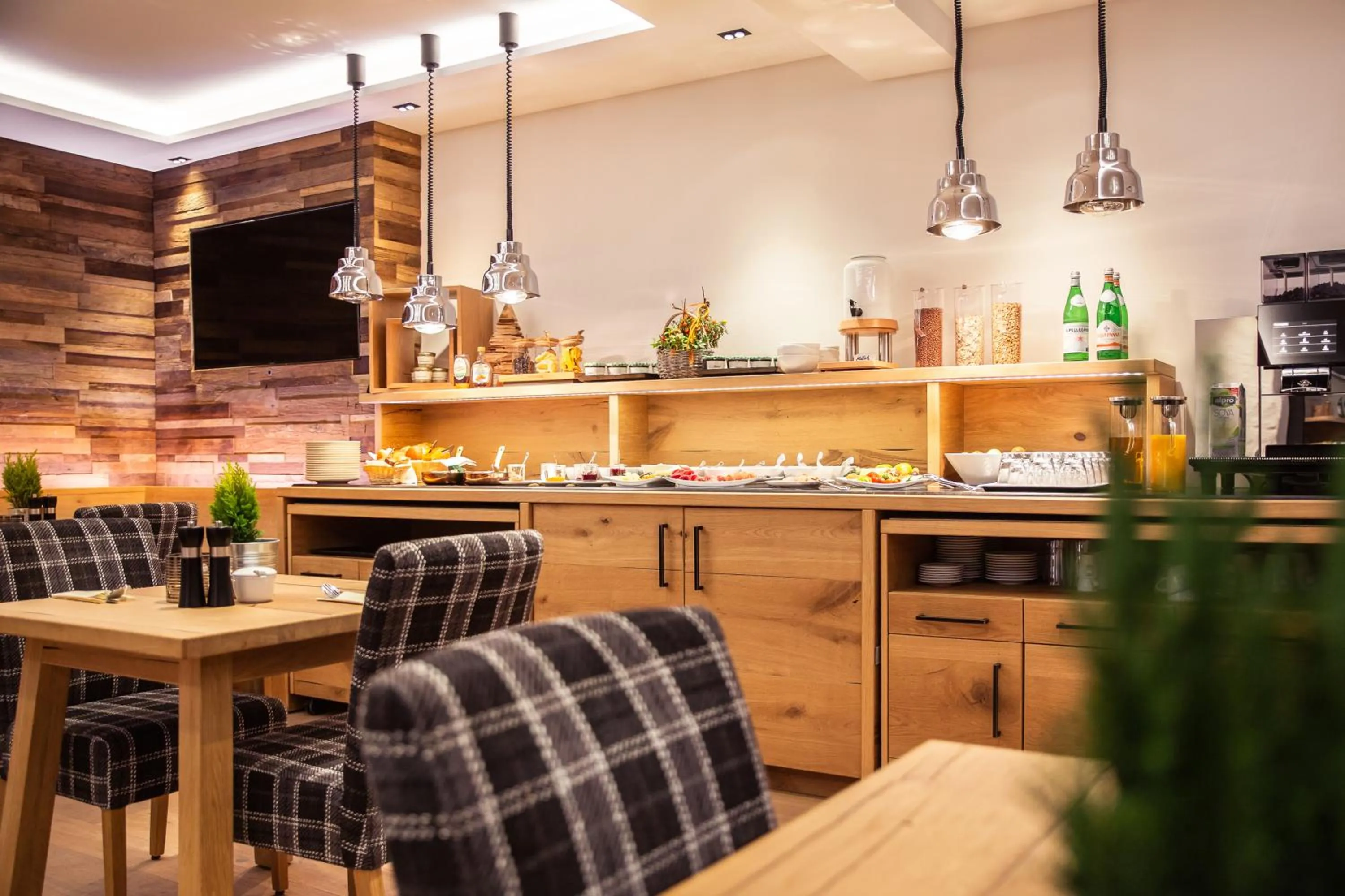 Restaurant/places to eat in Hotel Tannenhaus