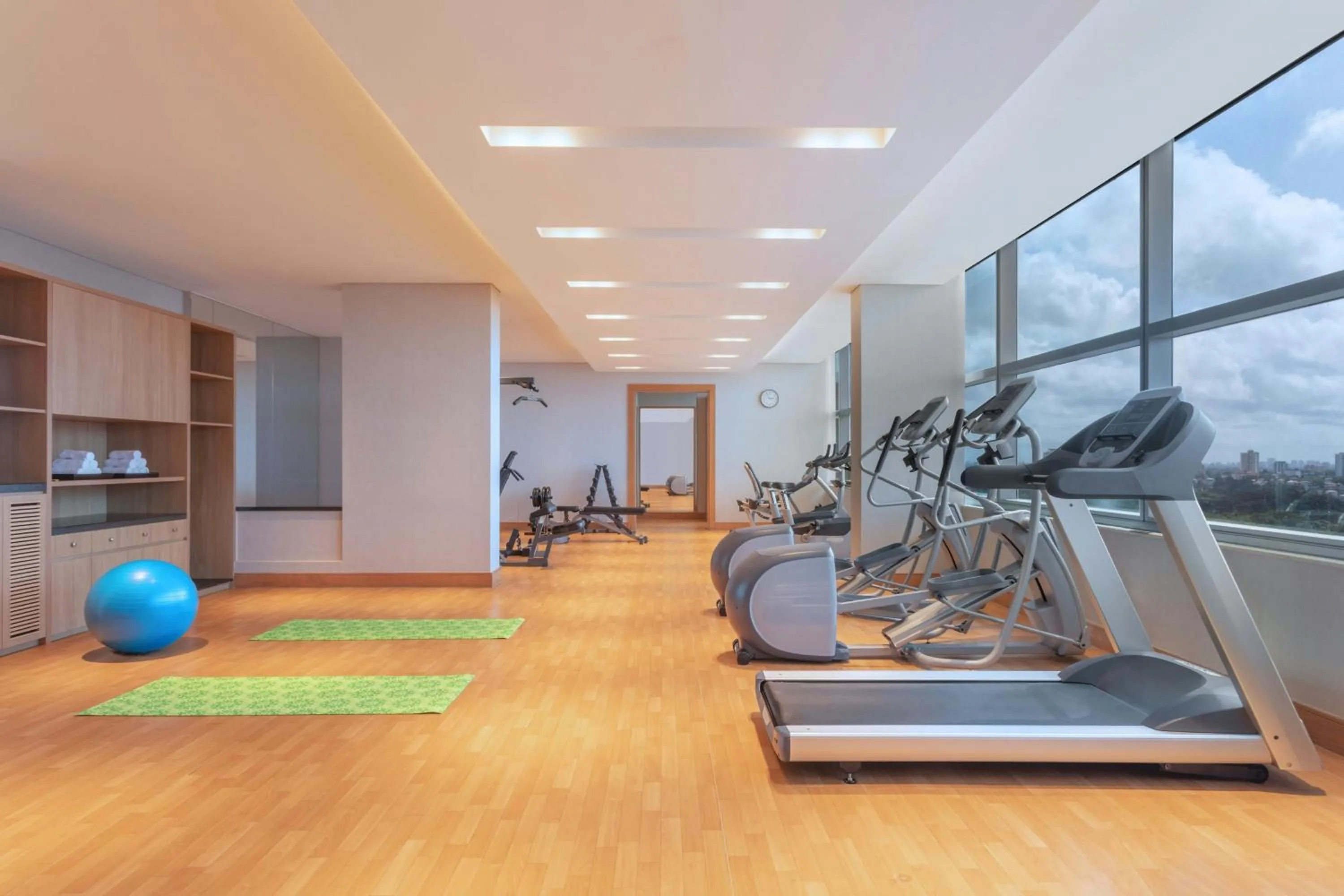 Fitness centre/facilities in Four Points by Sheraton Kochi Infopark