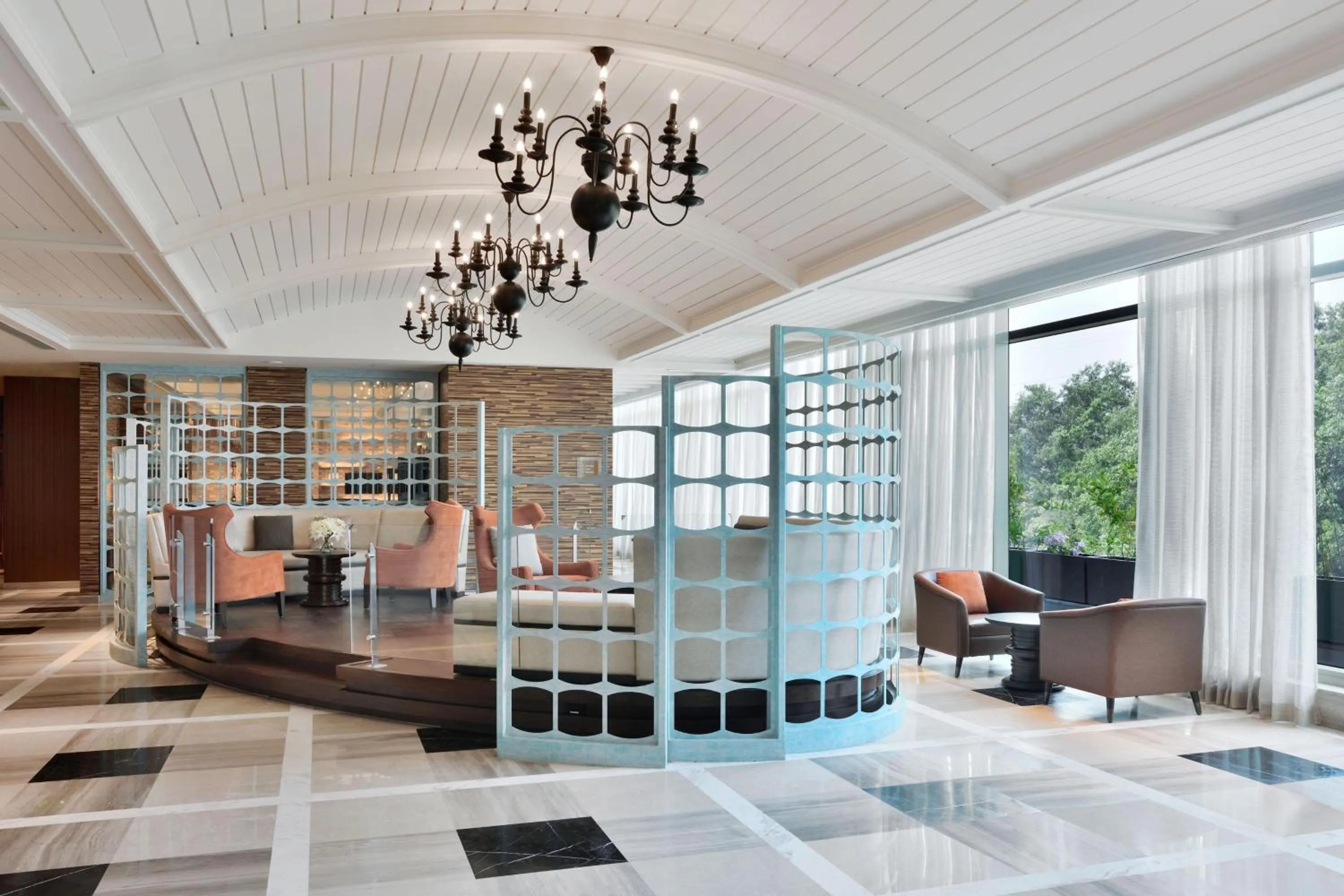 Lobby or reception in Four Points by Sheraton Kochi Infopark