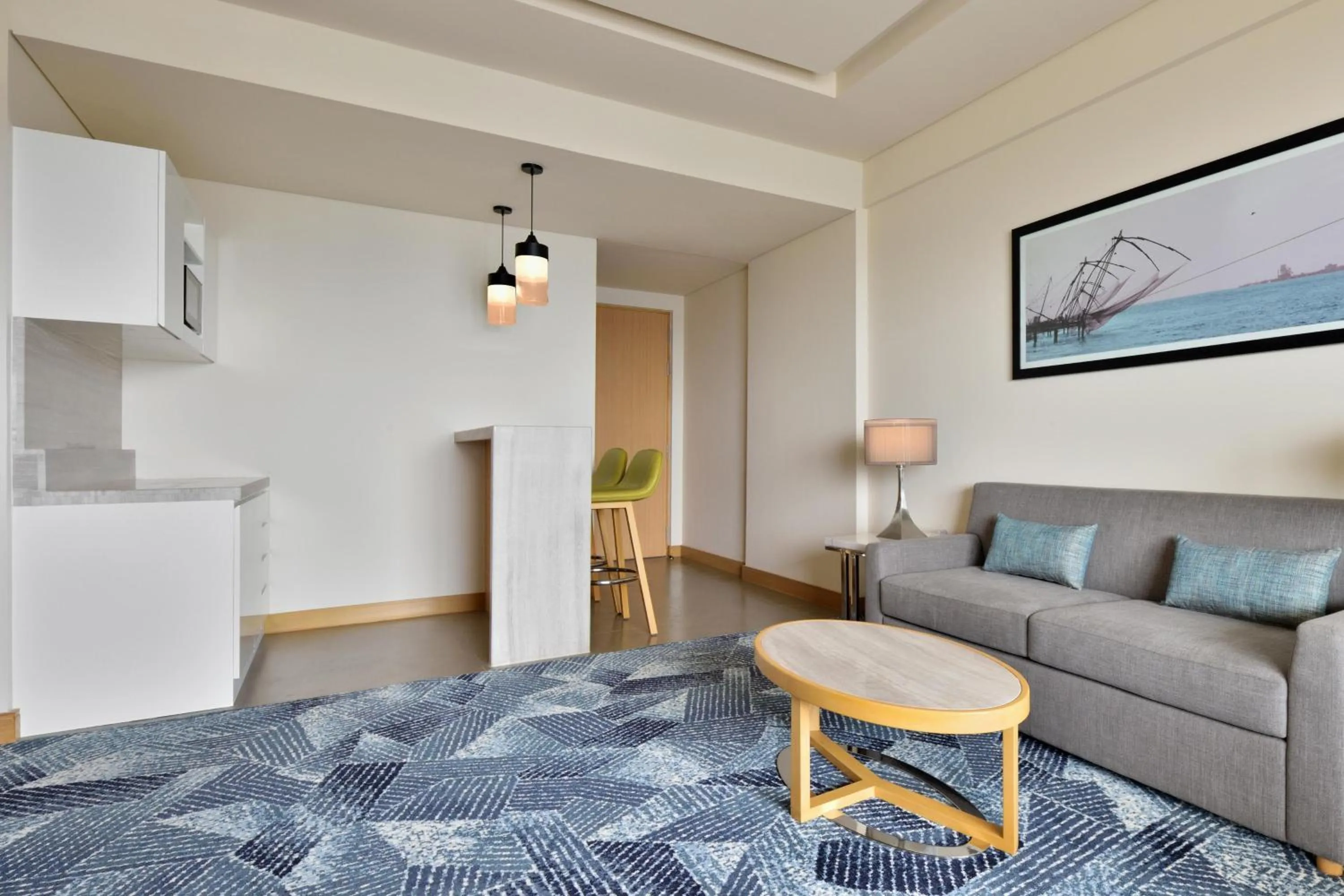 Living room in Four Points by Sheraton Kochi Infopark