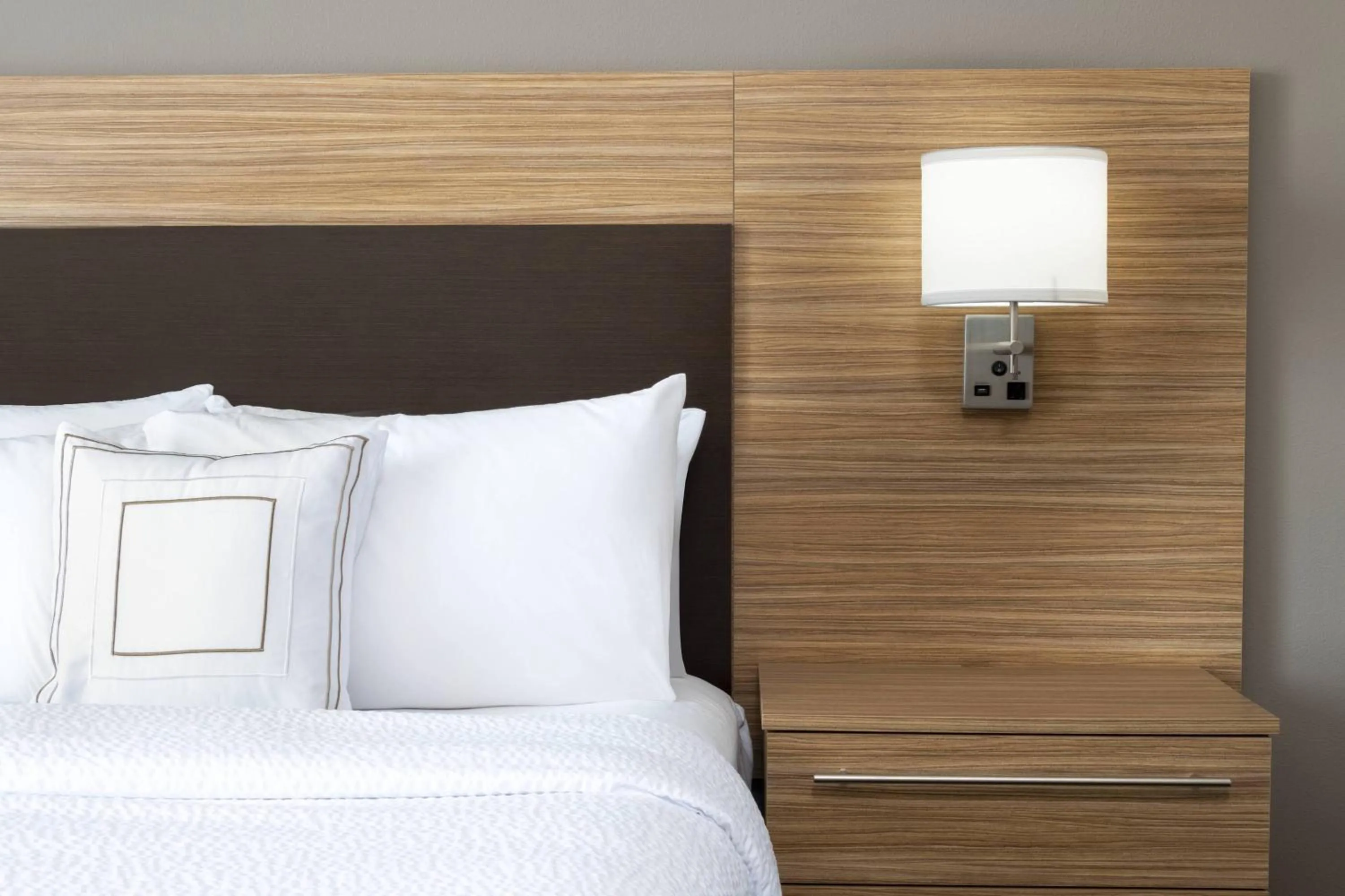 Photo of the whole room, Bed in TownePlace Suites by Marriott St. Louis Edwardsville, IL