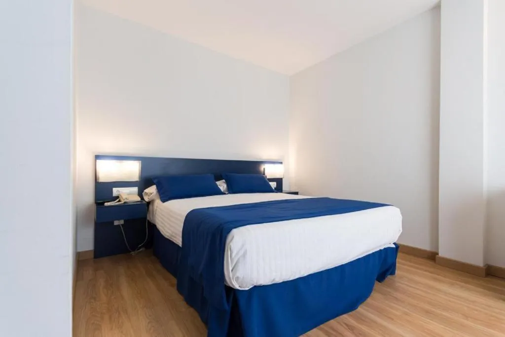 Bed in Hotel Bemon Playa