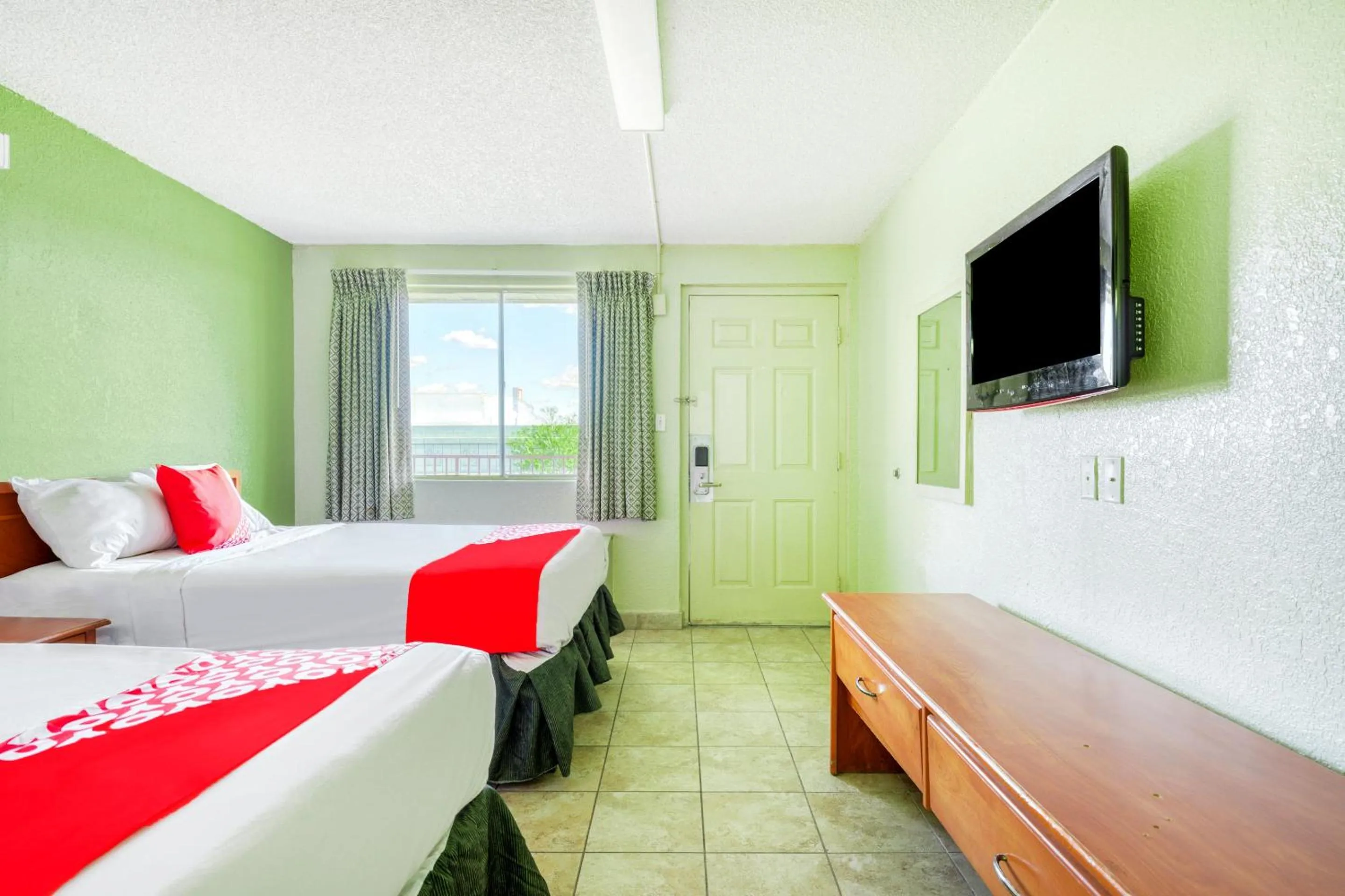 Bedroom in OYO Hotel Tucson Downtown