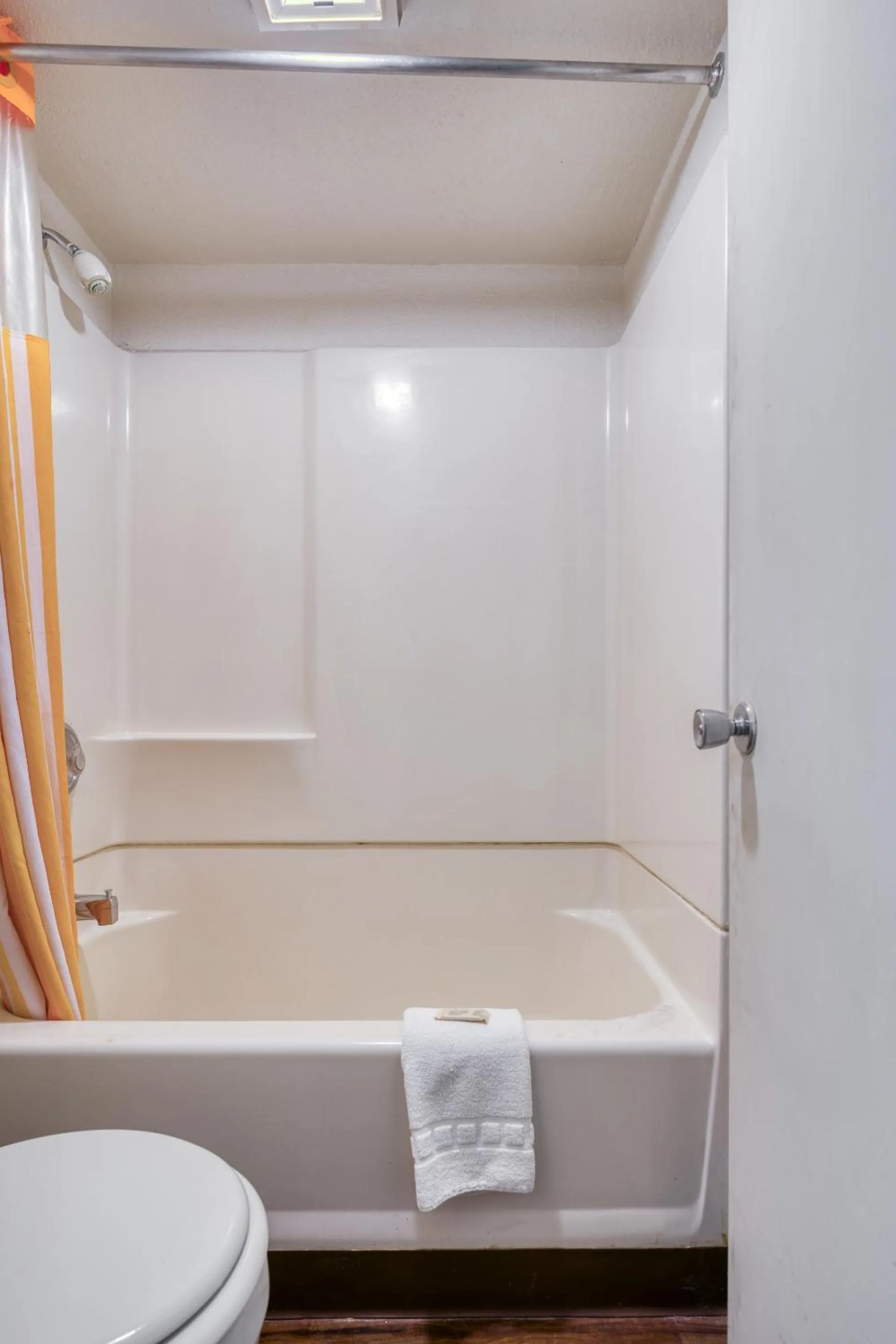 Bathroom in OYO Hotel Tucson Downtown