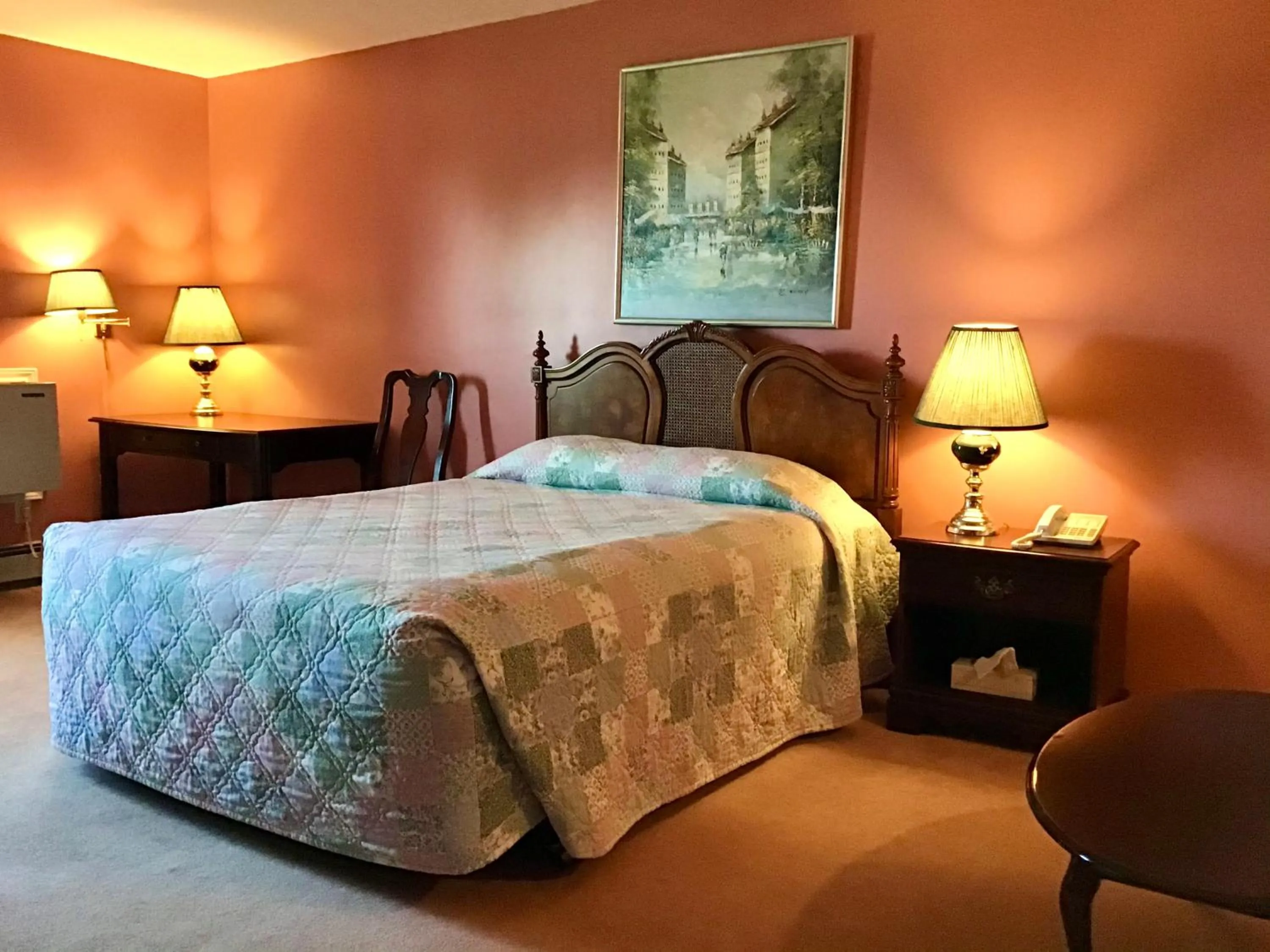 Bed in Rollo Bay Inn