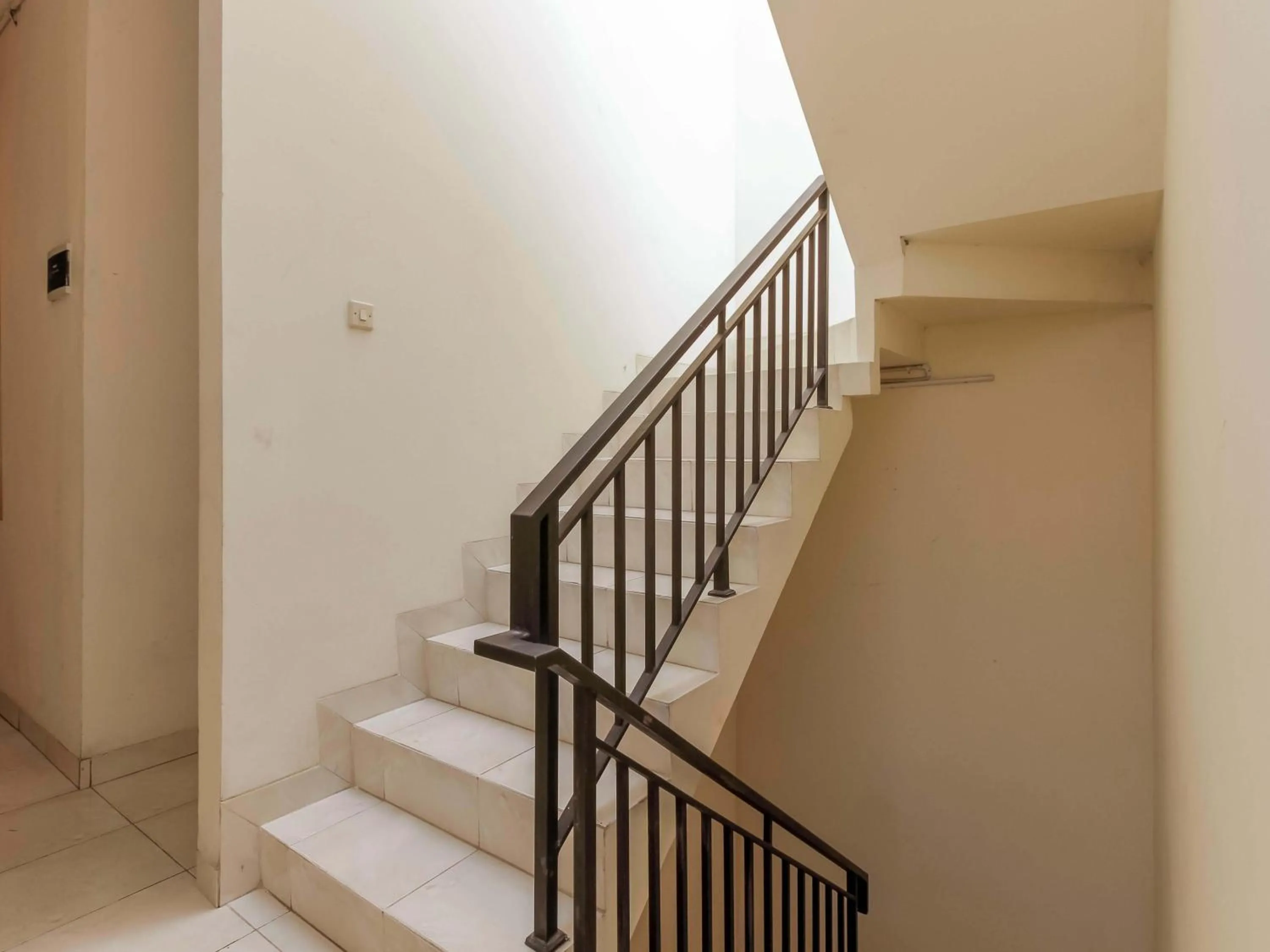 Property building in RedDoorz @ Tanjung Duren