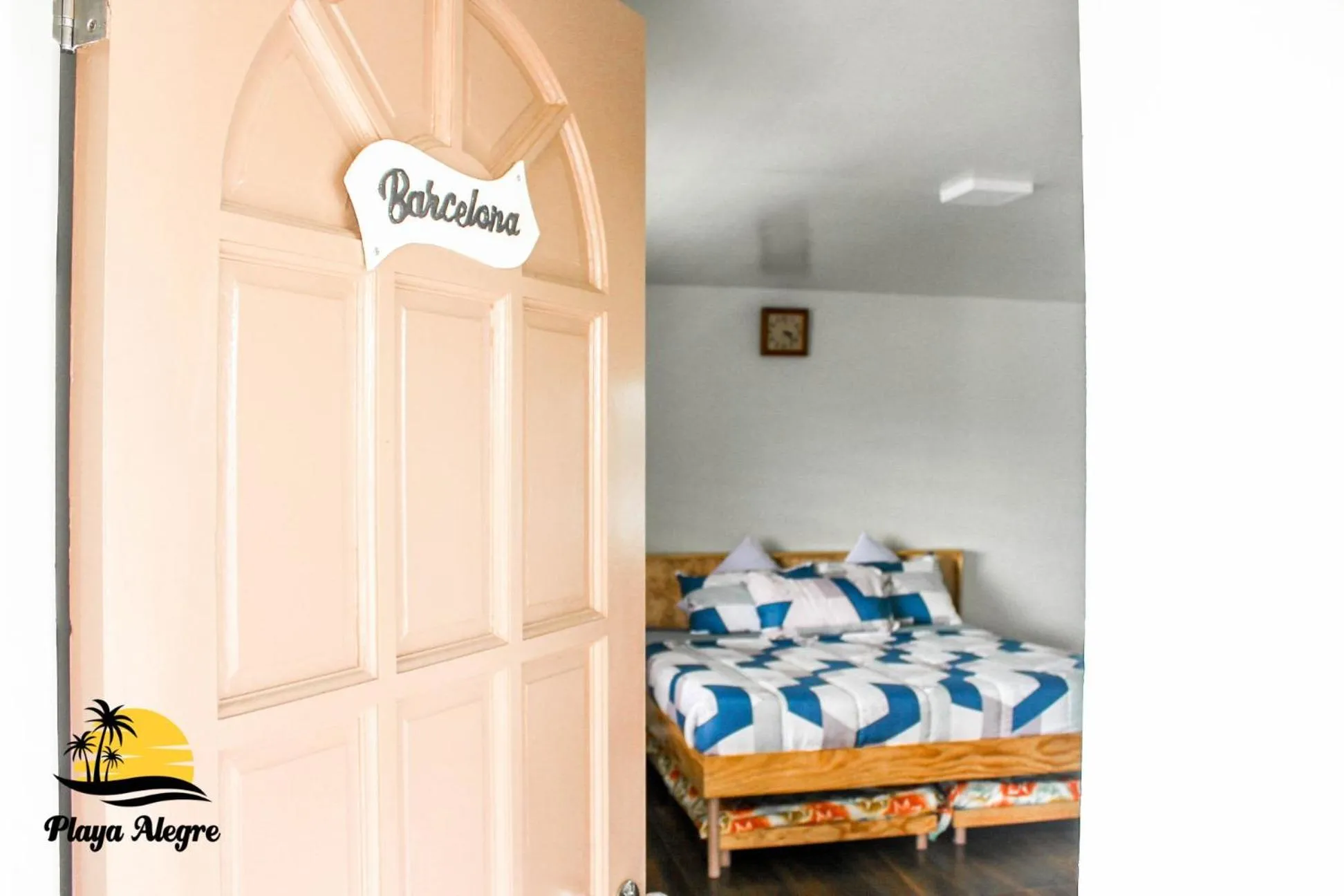 Bed in Playa Alegre Beach Resort & Restaurant