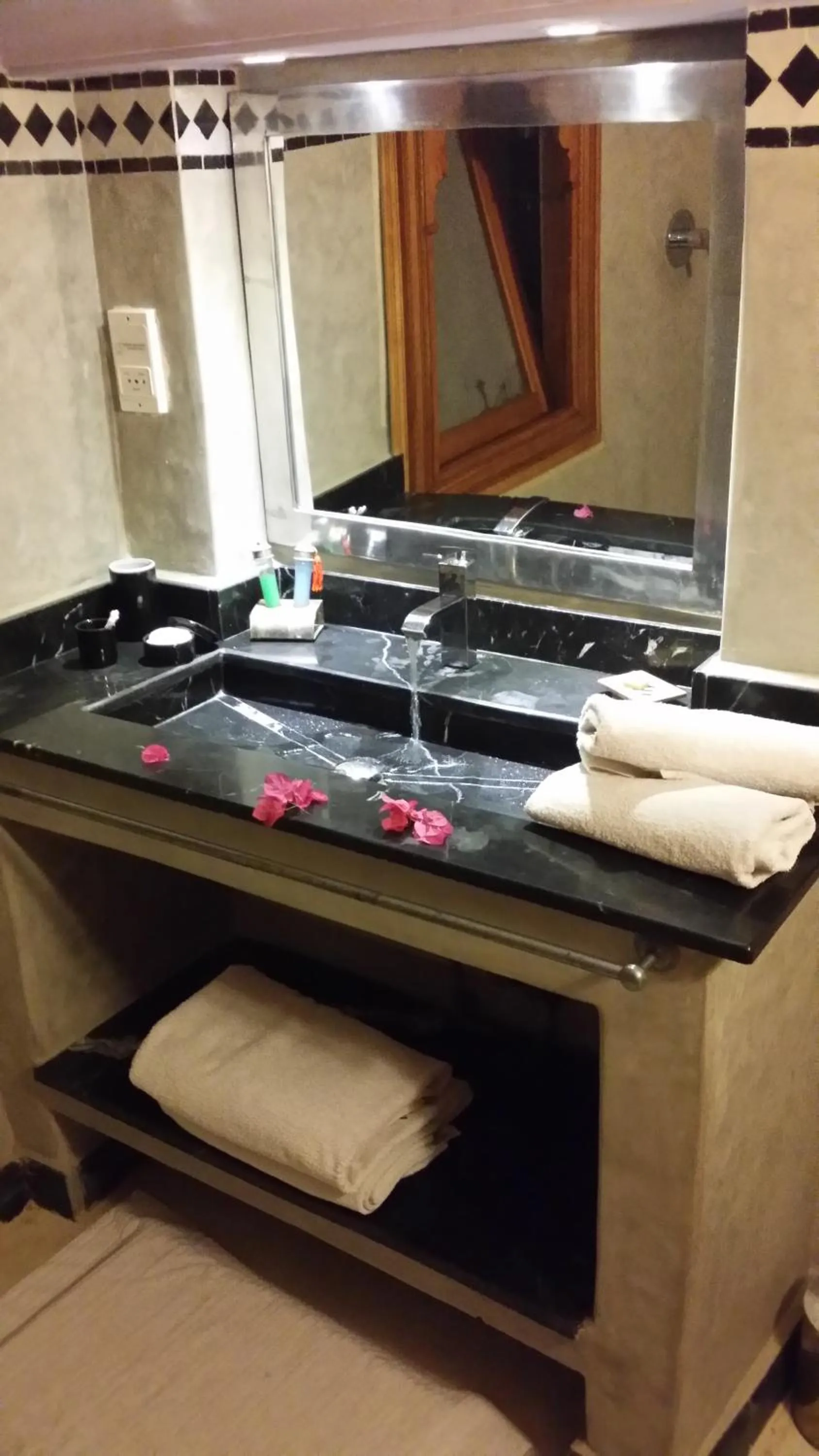 Bathroom in Riad Al Ksar & Spa