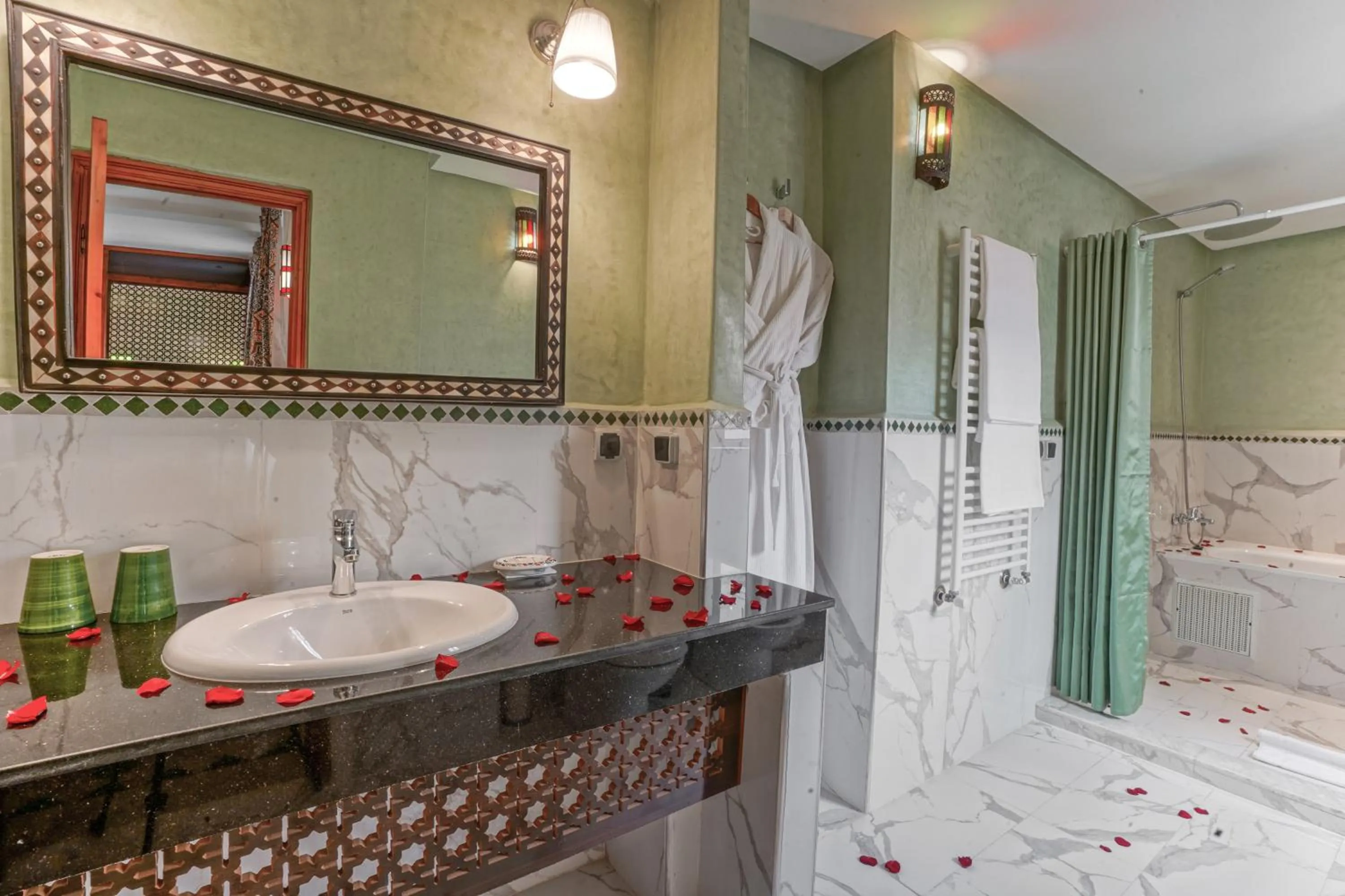 Bathroom in Algilà Fes Riad Medina Charme Hotel