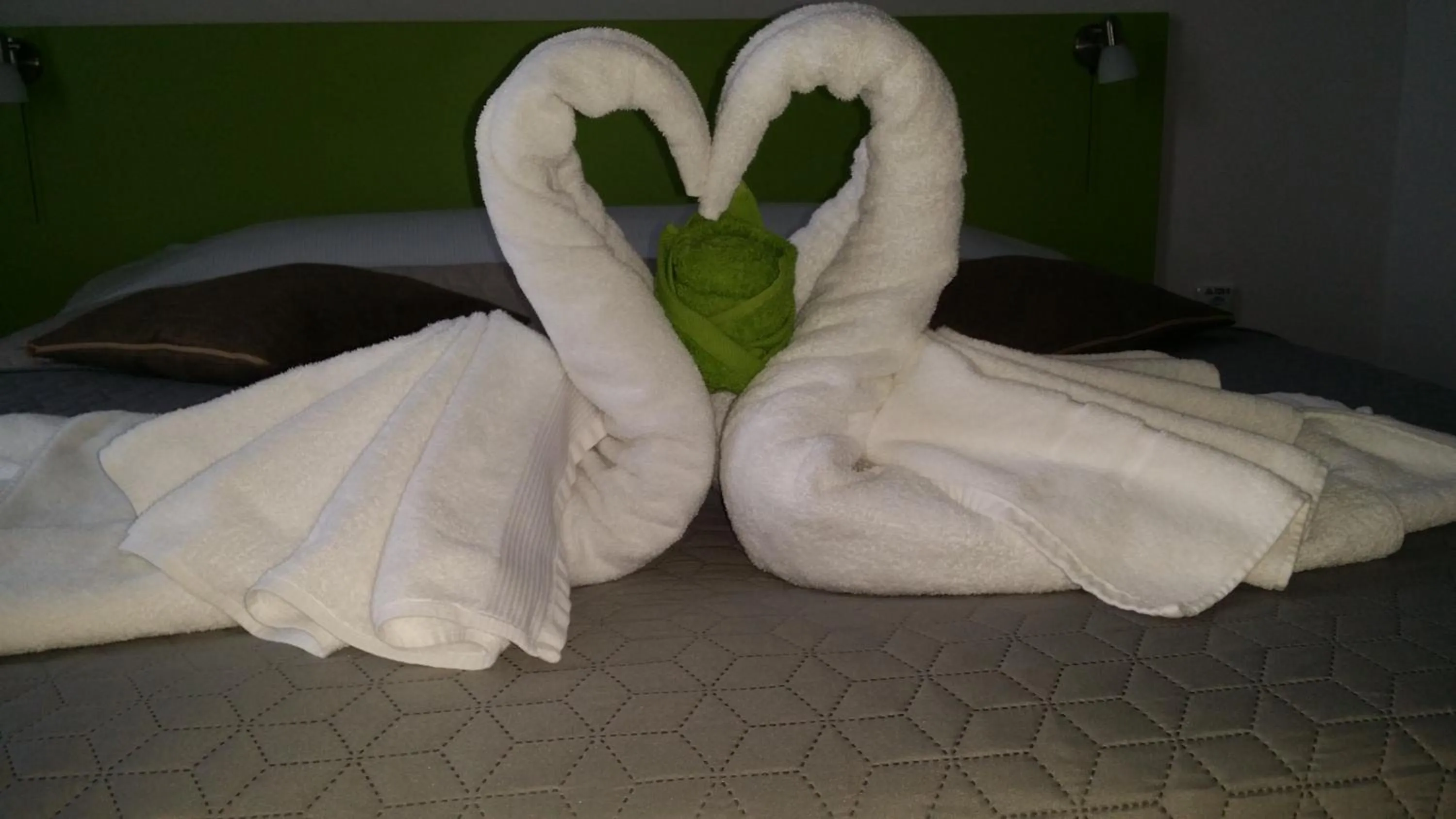 towels, Bed in Vila William’s