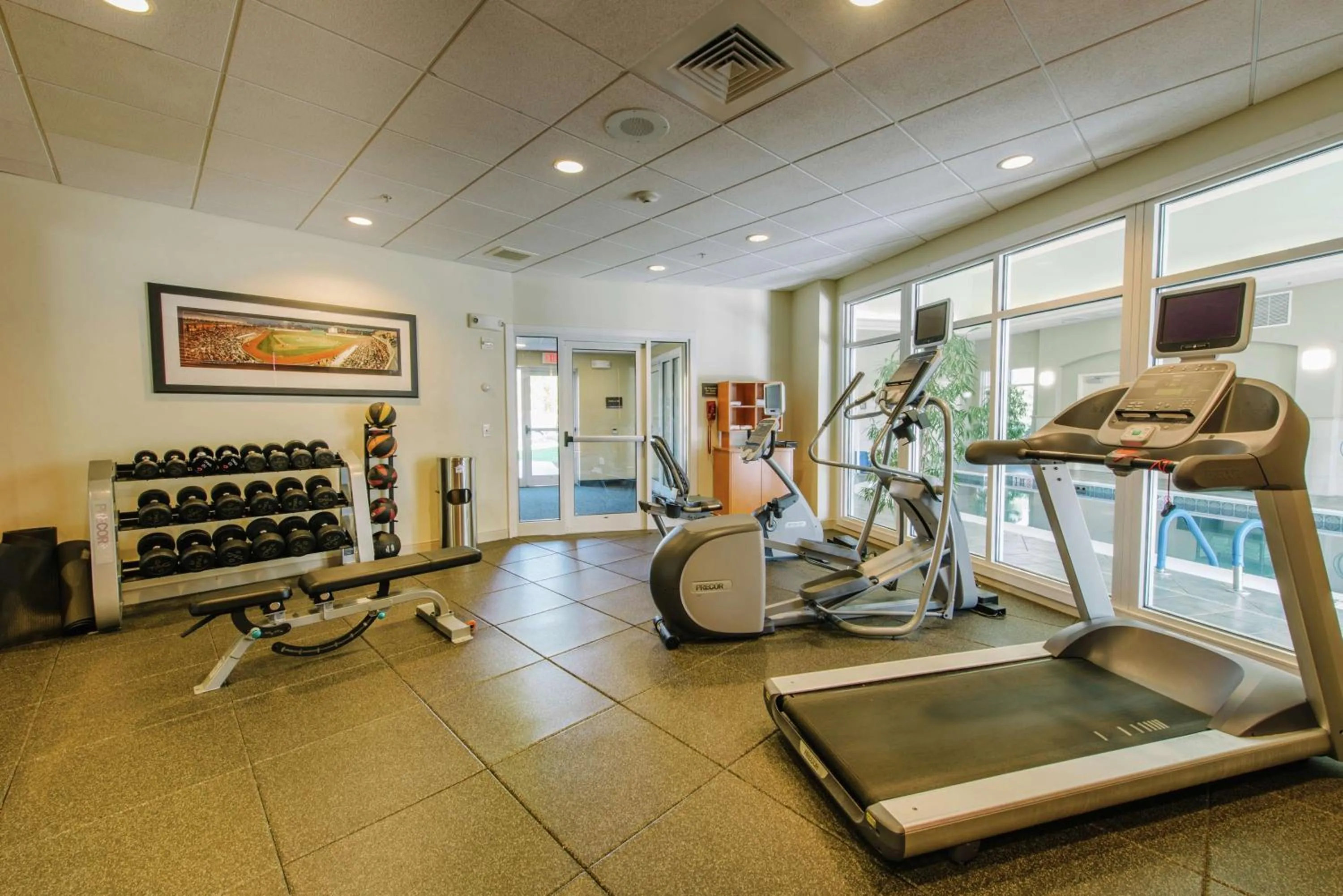 Fitness centre/facilities in Hilton Garden Inn Manchester Downtown
