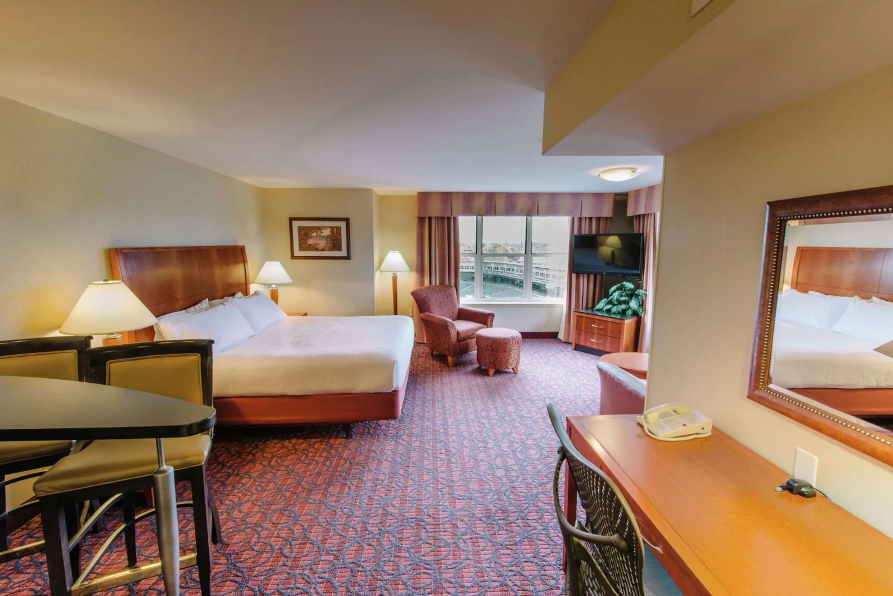 Bedroom, Bed in Hilton Garden Inn Manchester Downtown