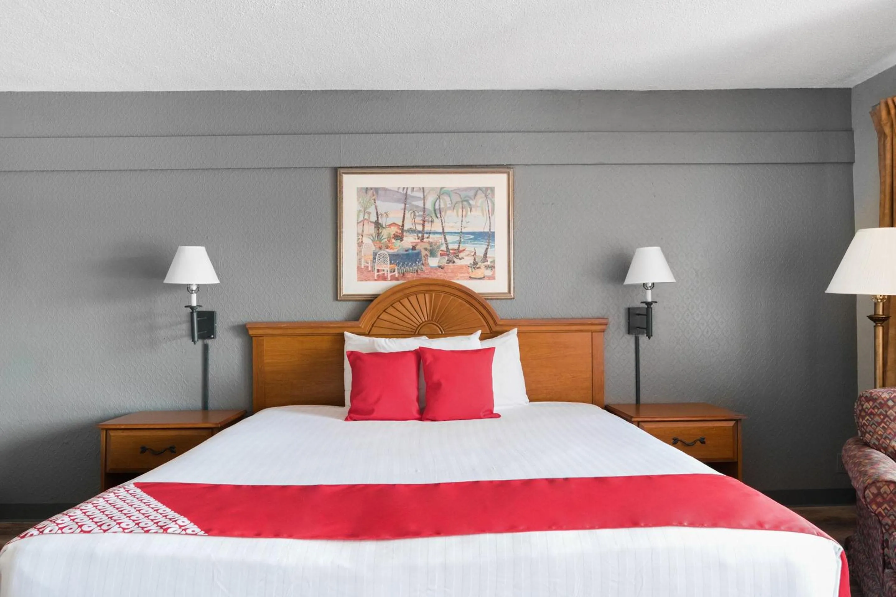 Bedroom, Bed in OYO Hotel Mustang Silver Spring FL