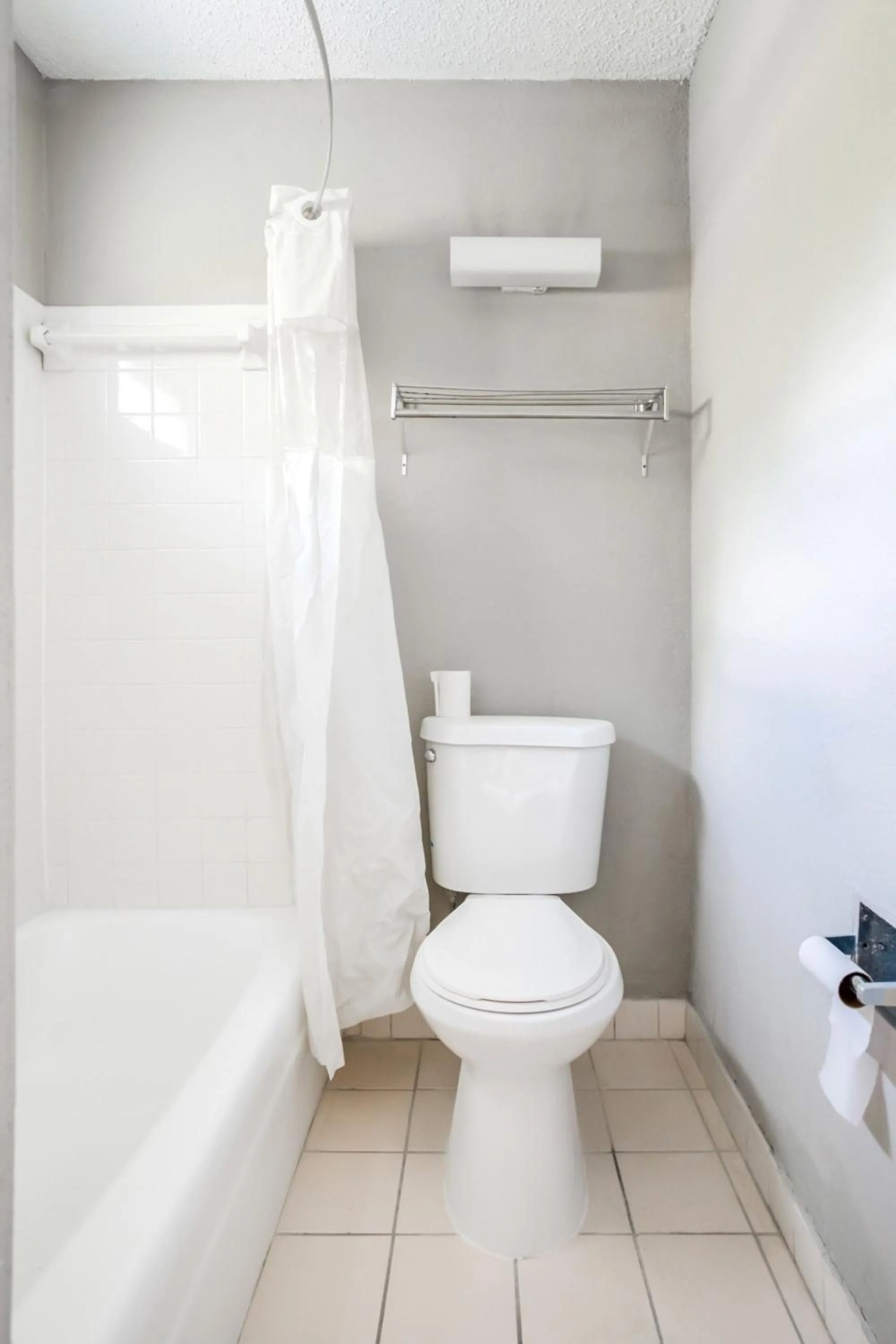 Bathroom in OYO Hotel Mustang Silver Spring FL