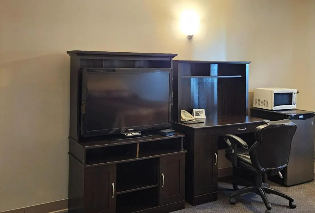 TV and multimedia in Perfect Inns & Suites