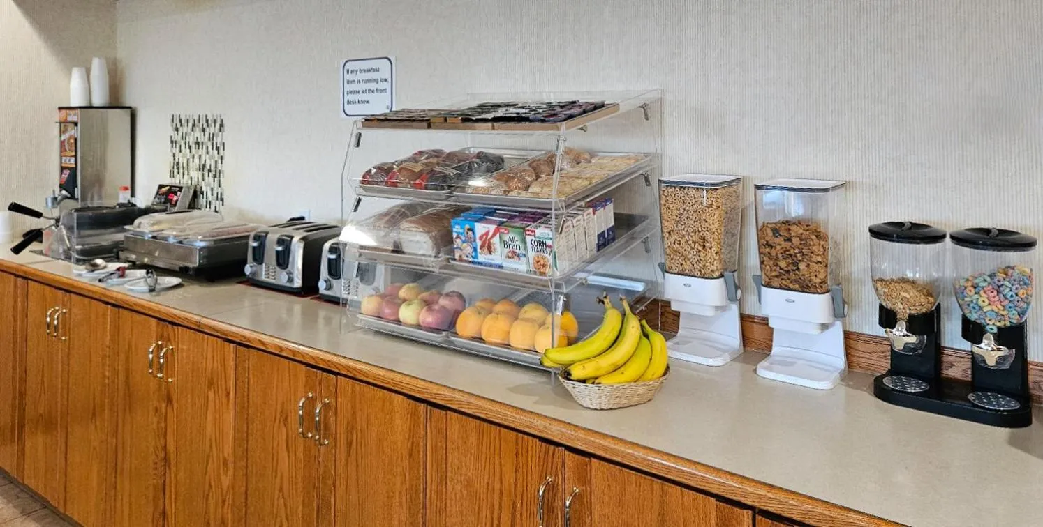 Coffee/tea facilities in Perfect Inns & Suites