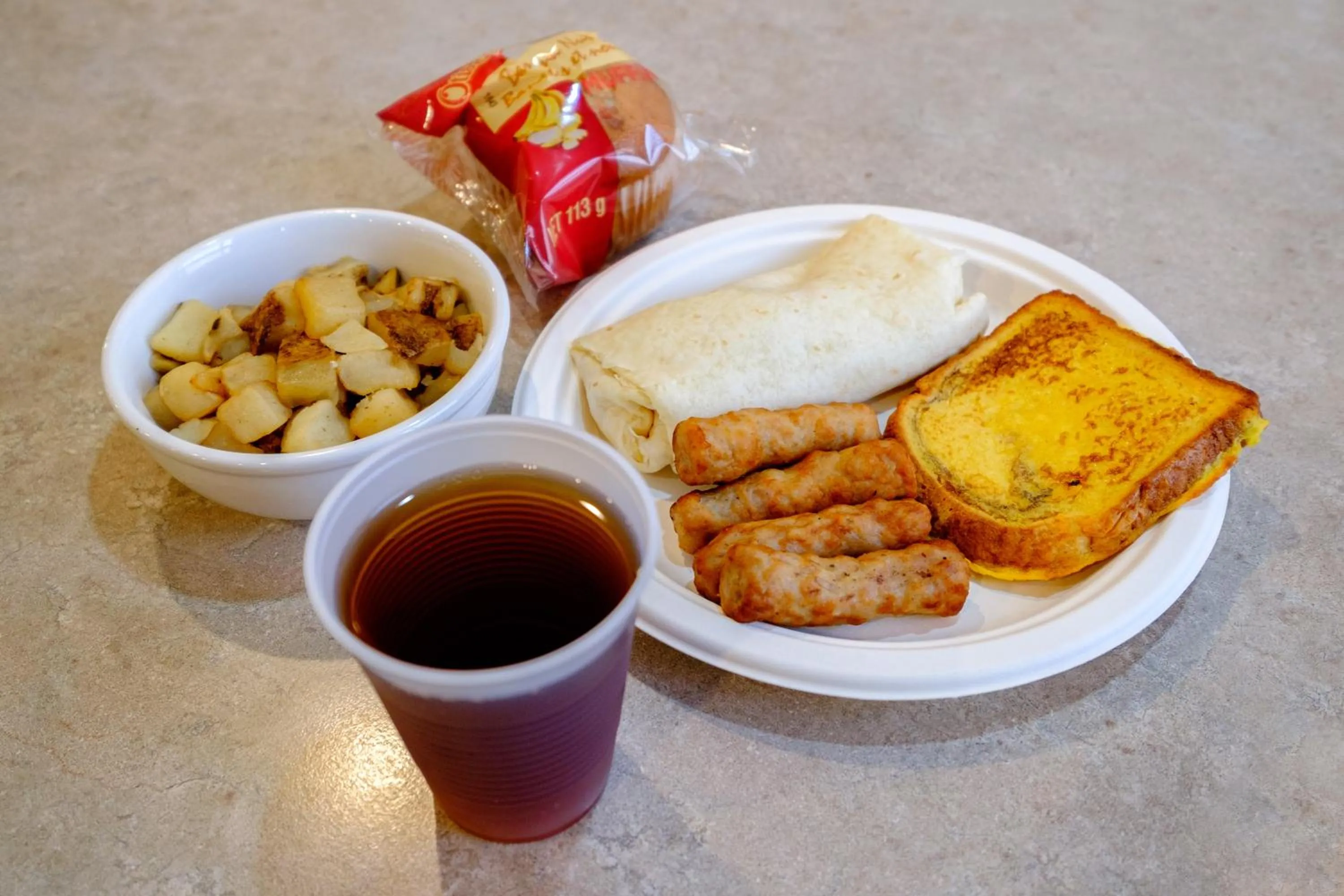 Breakfast in Perfect Inns & Suites