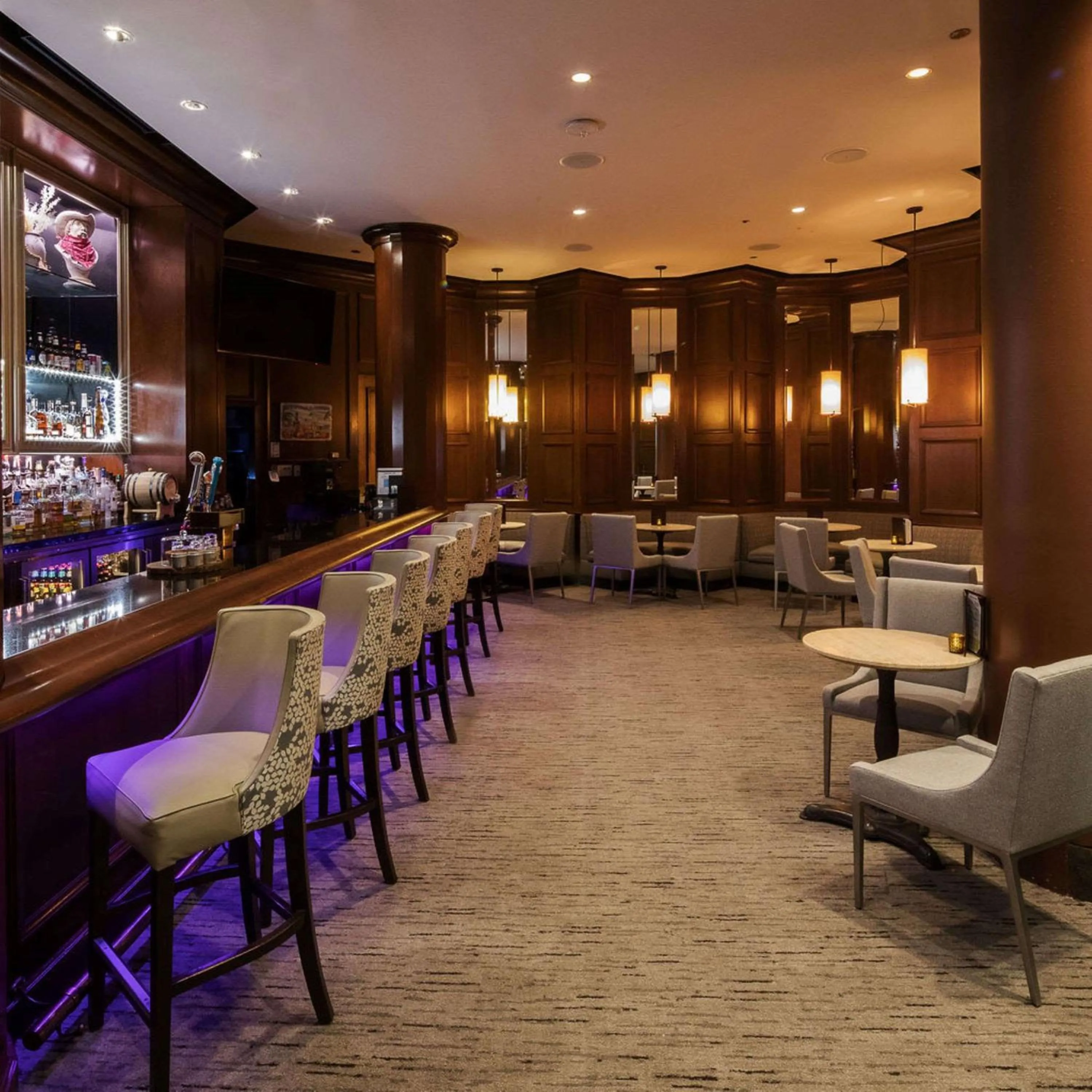 Lounge or bar in Hilton Houston Post Oak by the Galleria