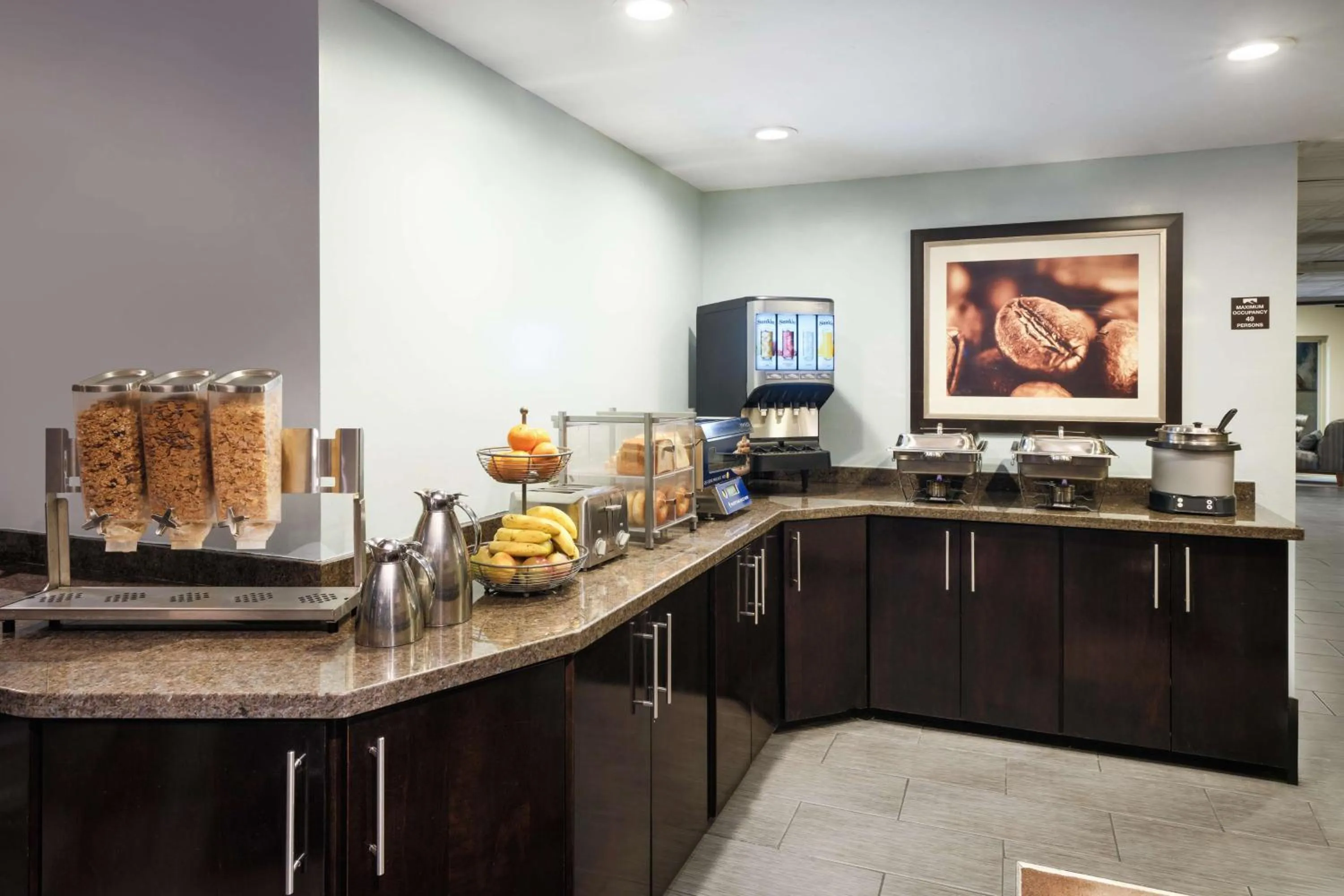 Breakfast in La Cuesta Inn, BW Signature Collection