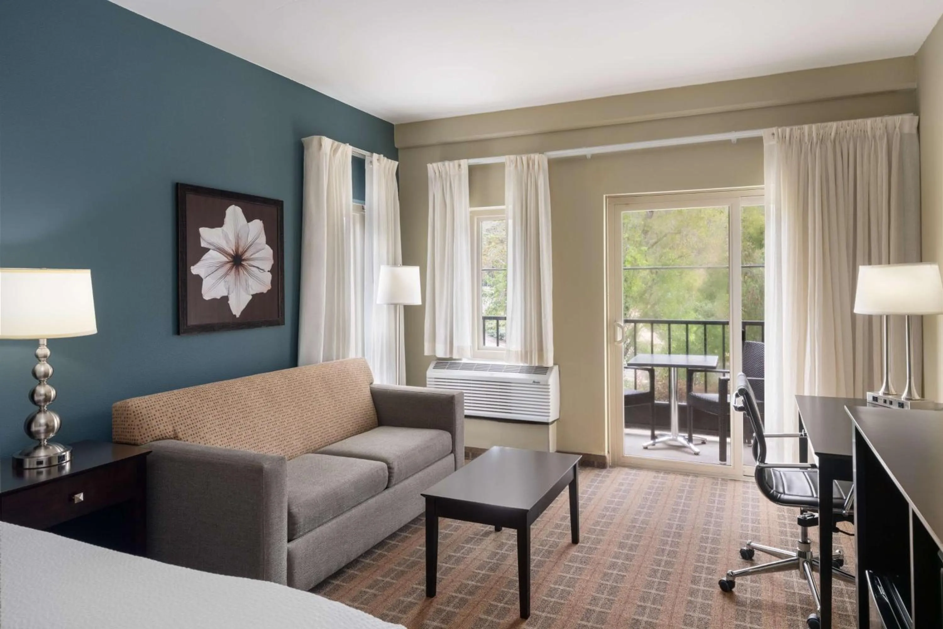 Bedroom, Bed in La Cuesta Inn, BW Signature Collection