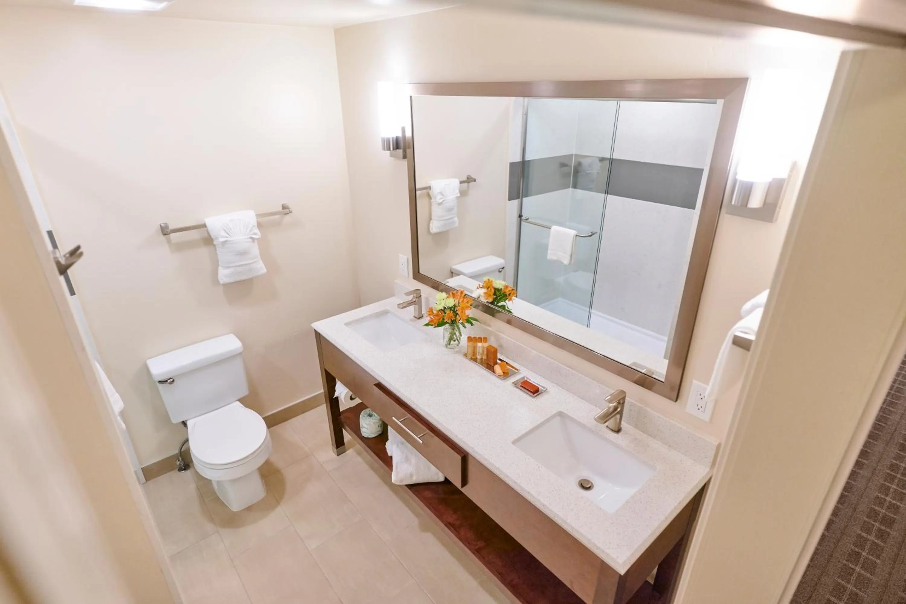 Executive King Room with Sofa Bed in La Cuesta Inn, BW Signature Collection