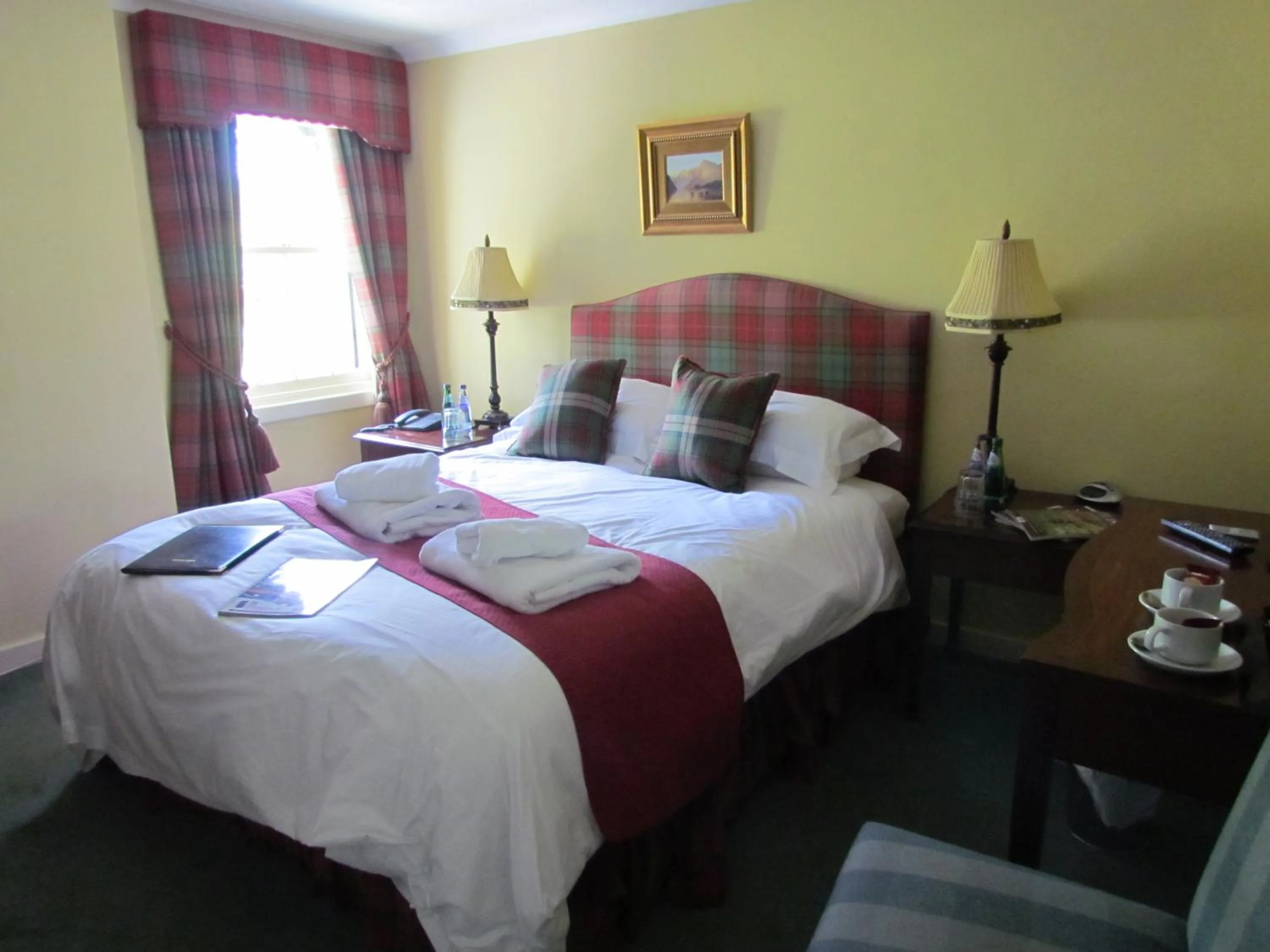 Bed in Altnaharra Hotel