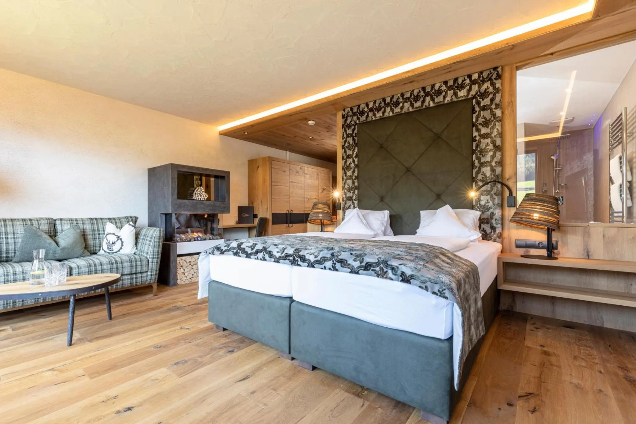 Bed in Alpbacherhof Mountain & Spa Resort