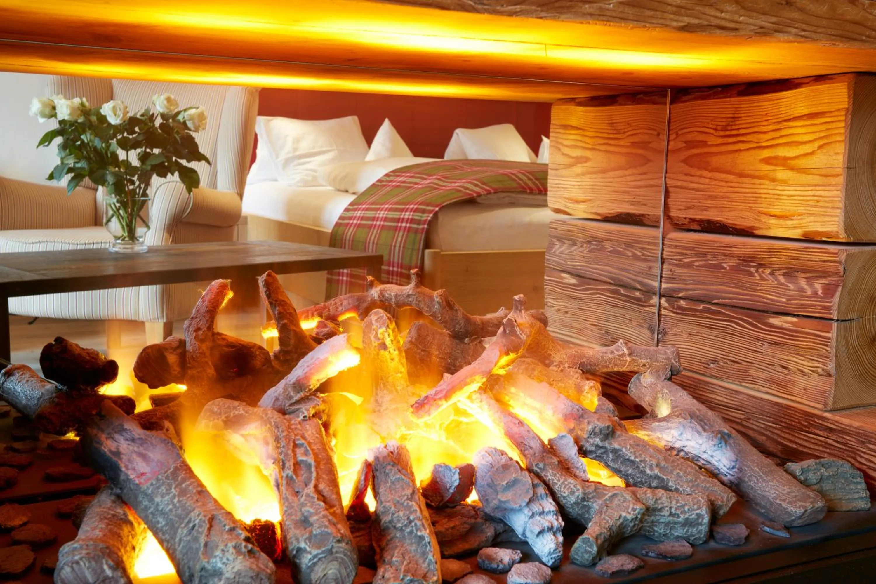 Bedroom, Bed in Alpbacherhof Mountain & Spa Resort