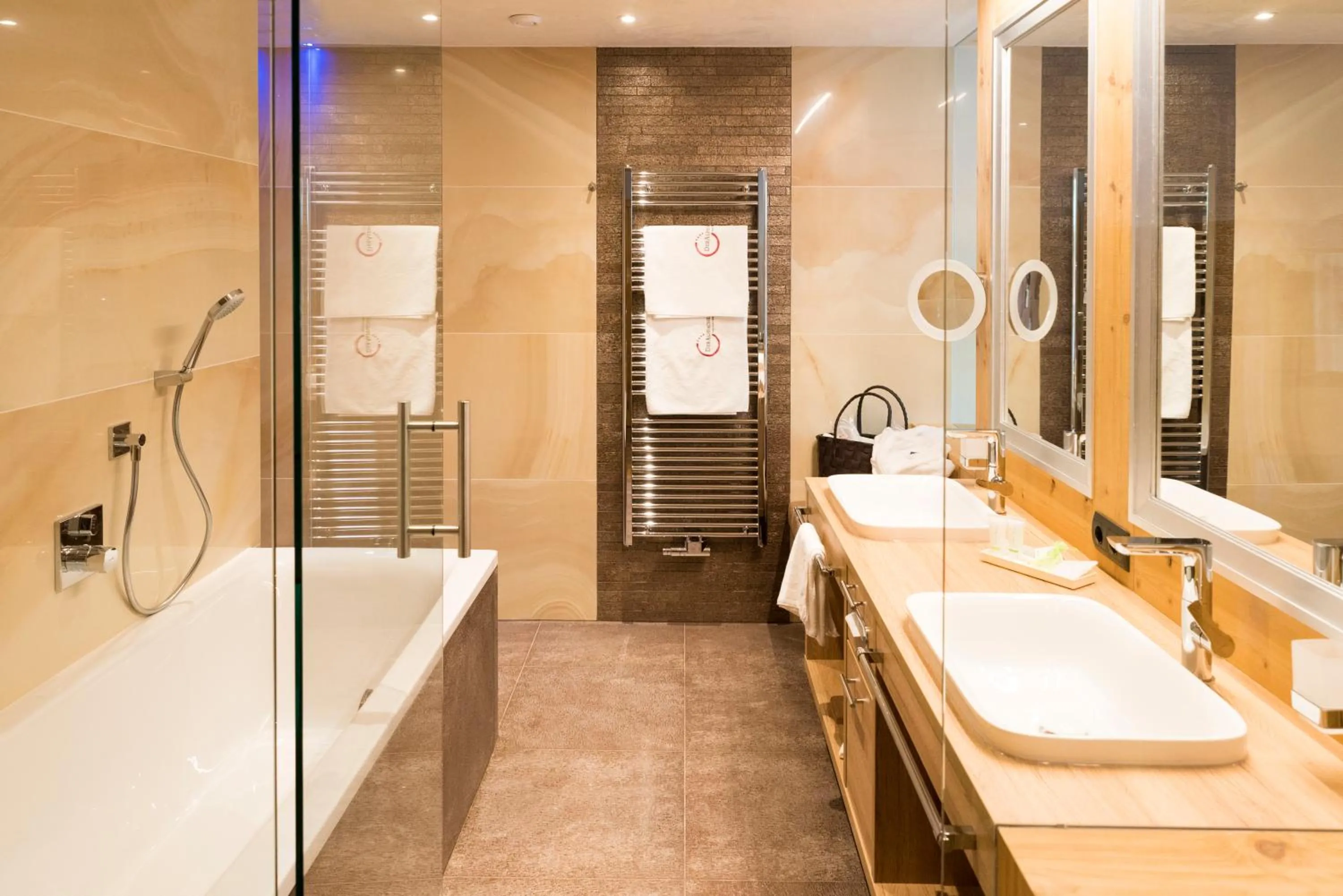 Bathroom in Alpbacherhof Mountain & Spa Resort