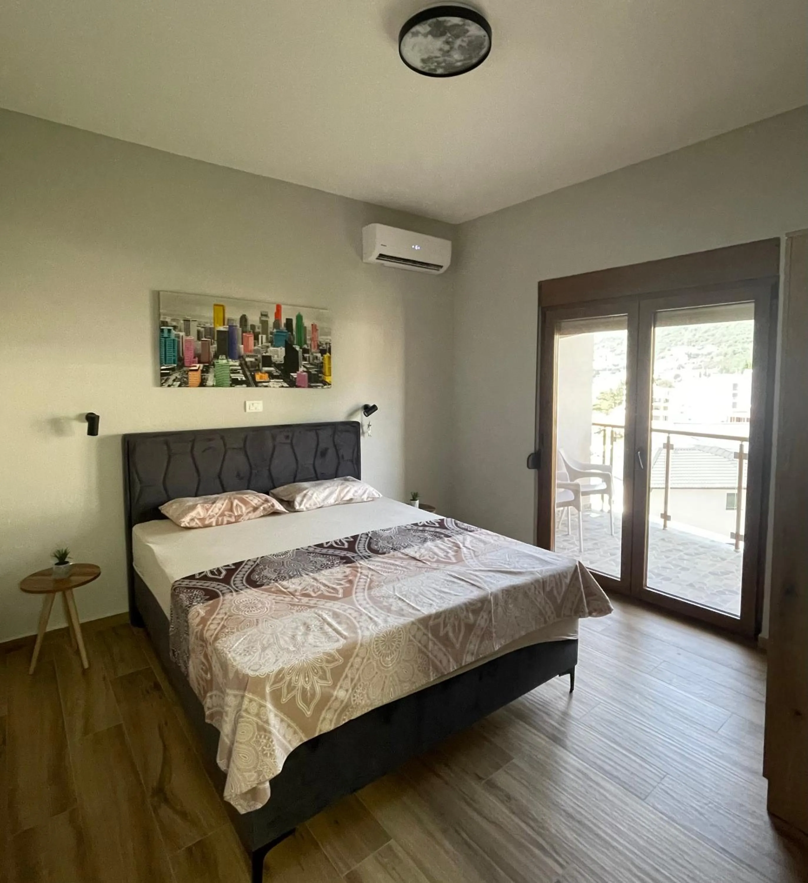 Bed in Apart Hotel XXL Lux