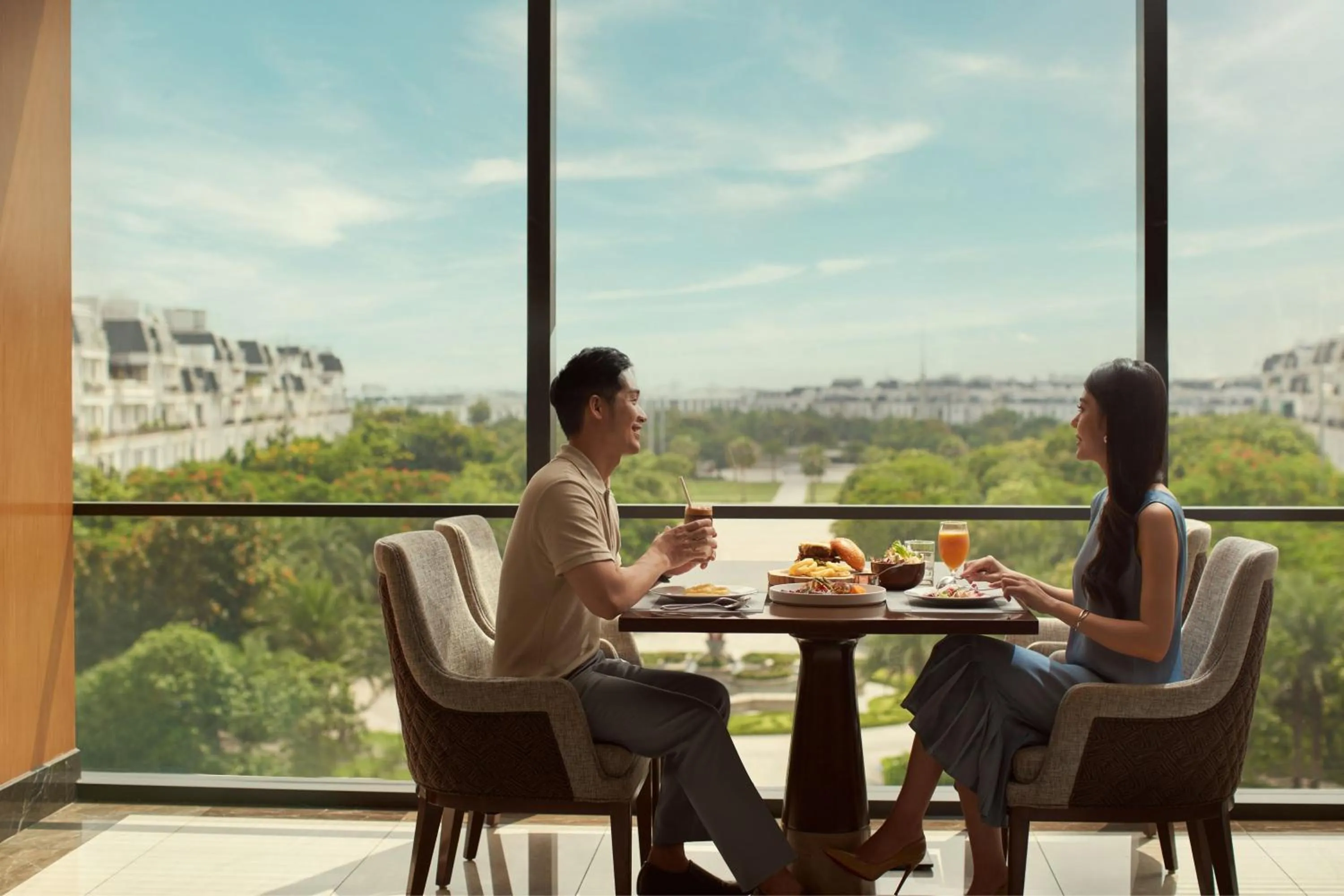 Restaurant/places to eat in Sheraton Hai Phong