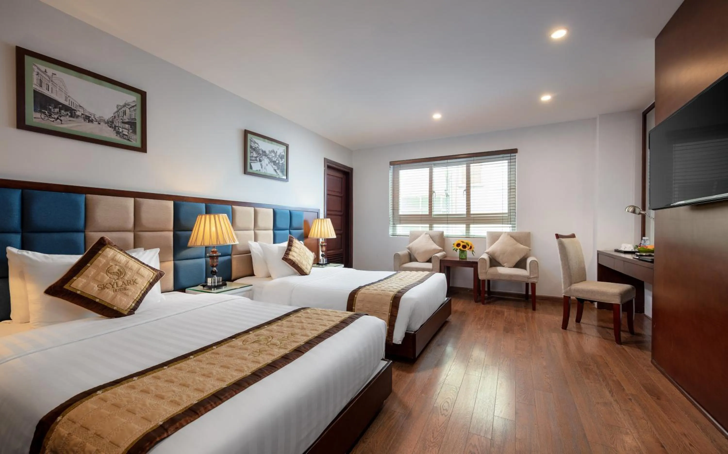 Bed in Skylark Hotel