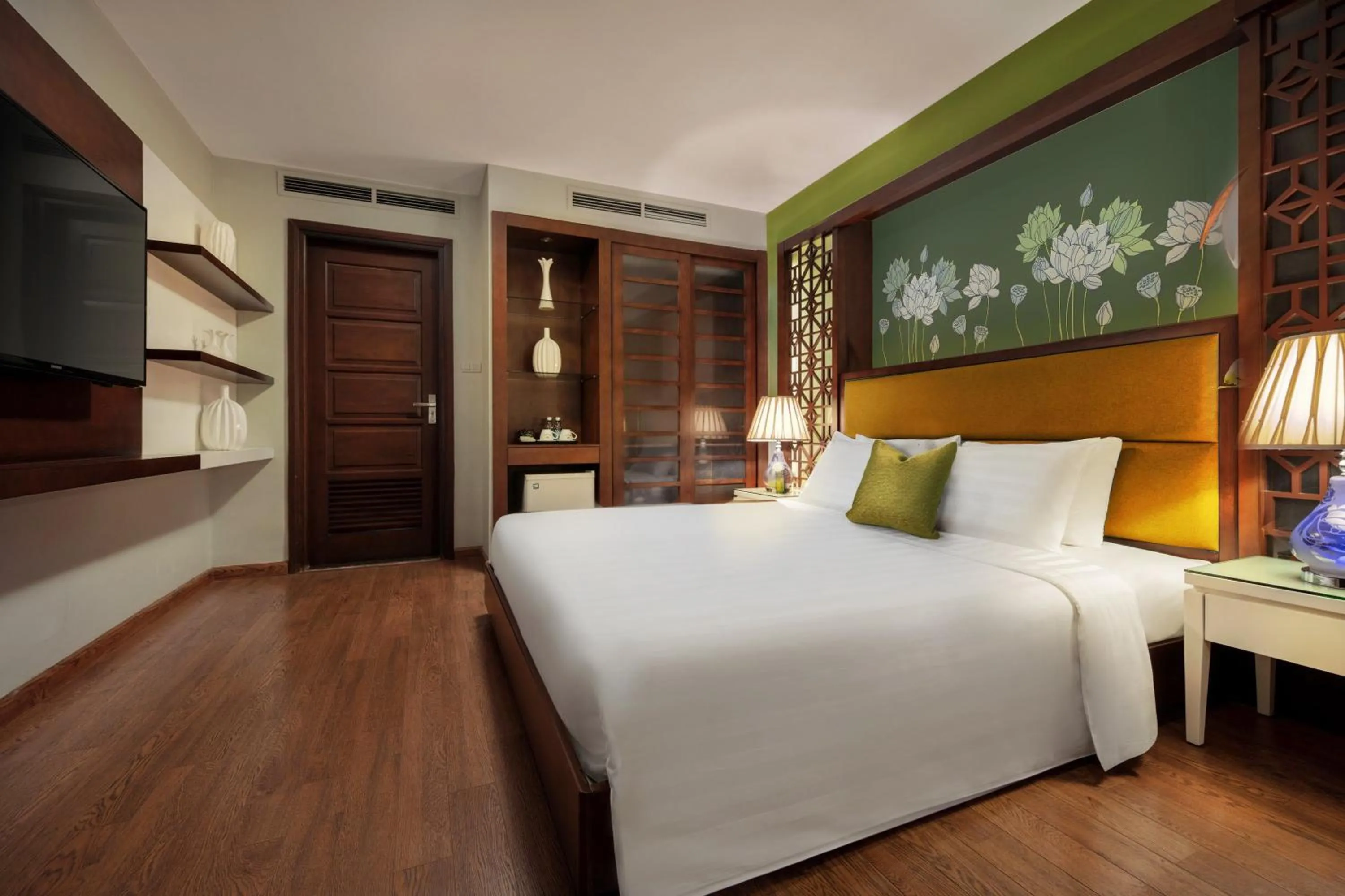 Bed in Skylark Hotel