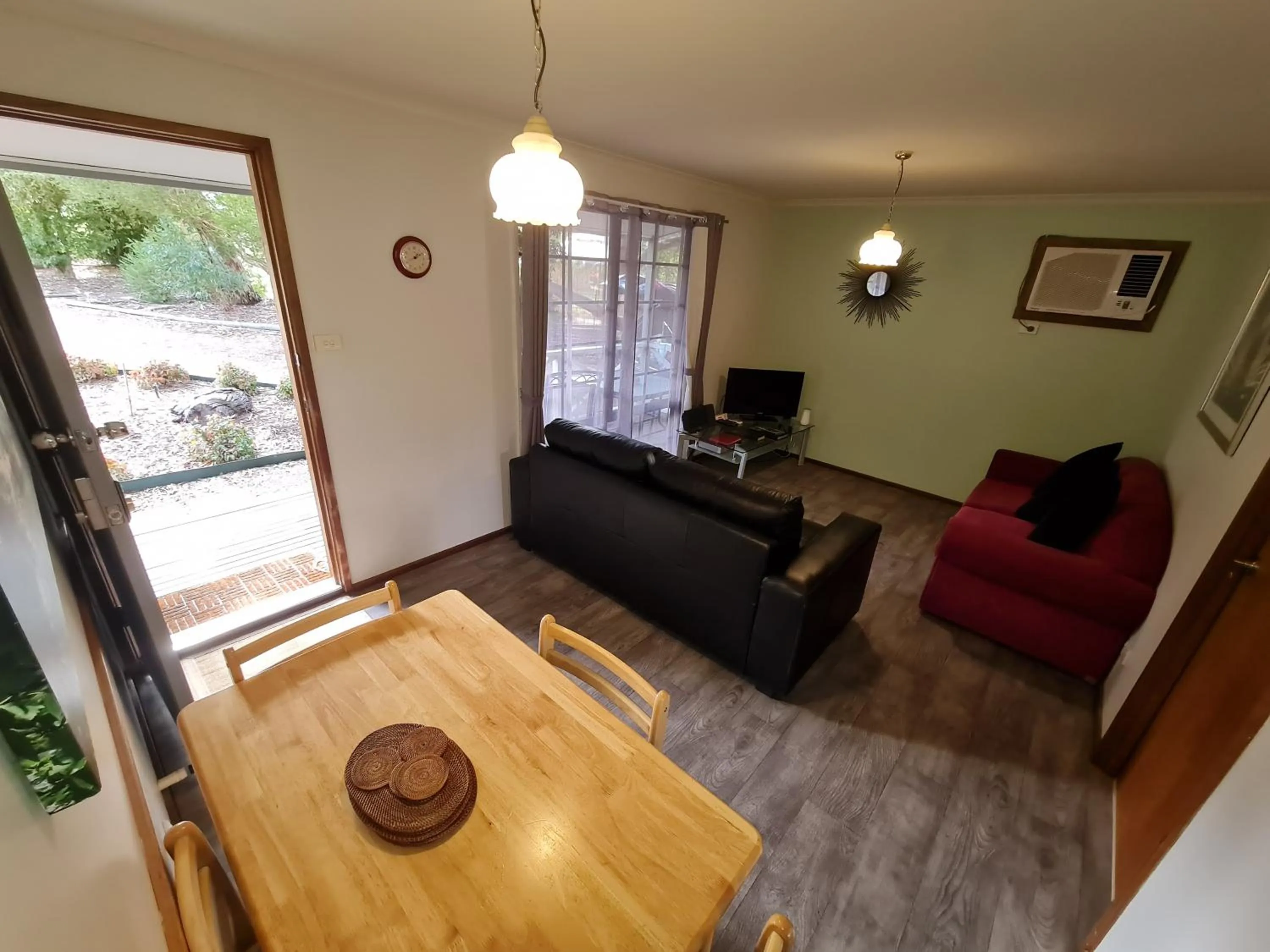 Dining area in Barossa Country Cottages