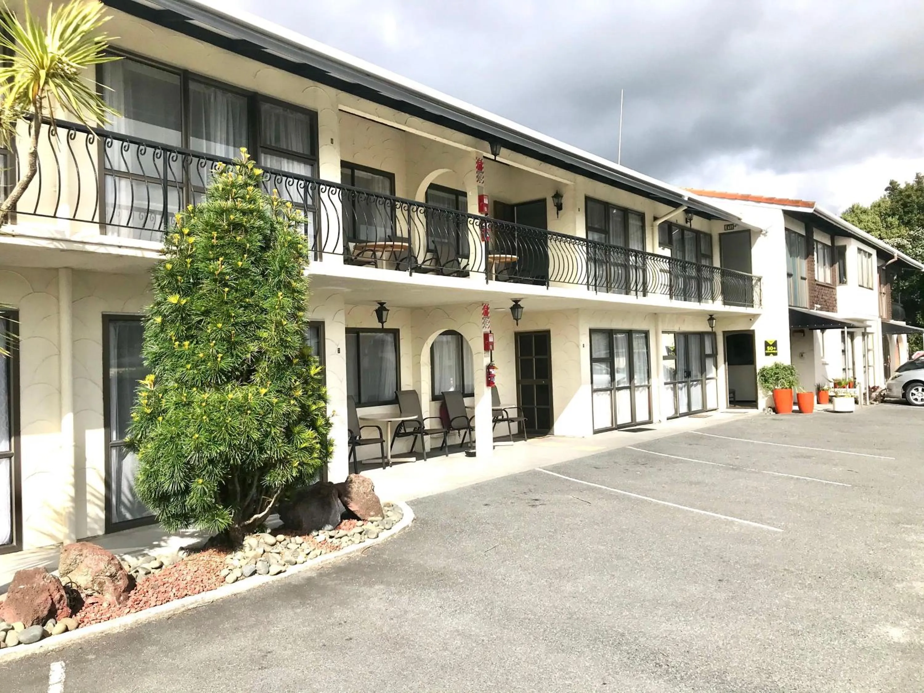 Property building in Motel Villa Del Rio