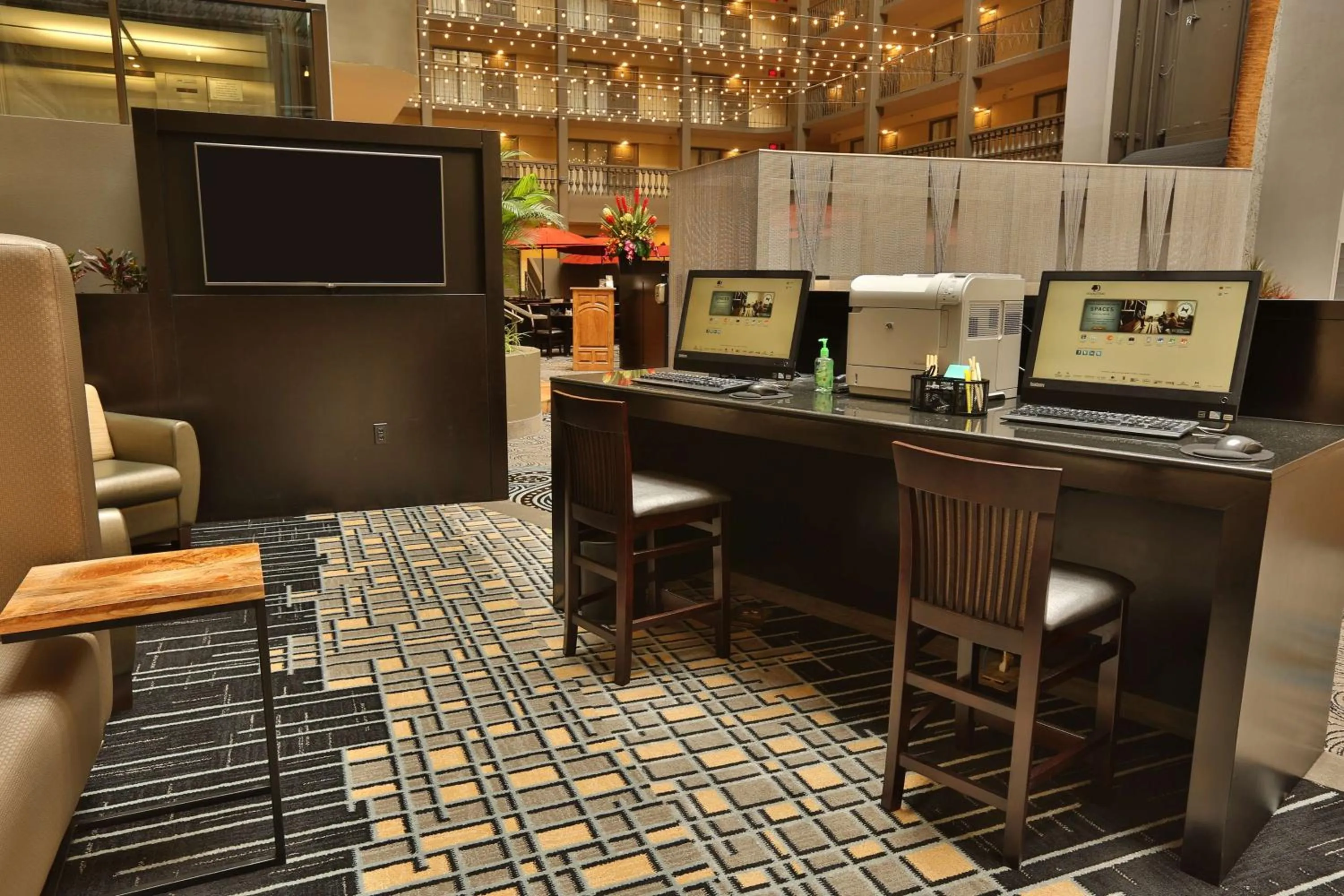 Business facilities in Doubletree by Hilton McAllen