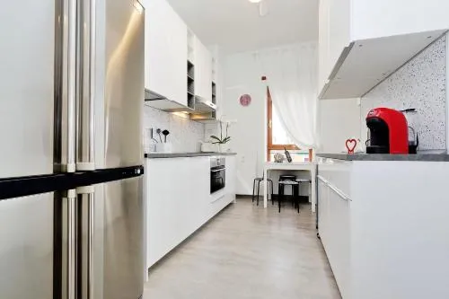 YCH-TRASTEVERE cozy flat for 8 people