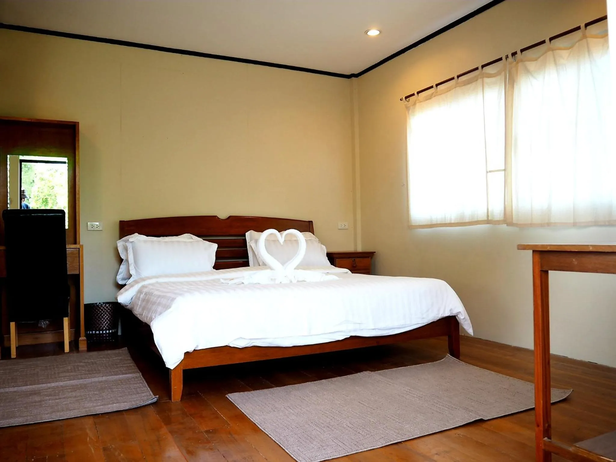 Bed in NawiengkaeRiverview Resort