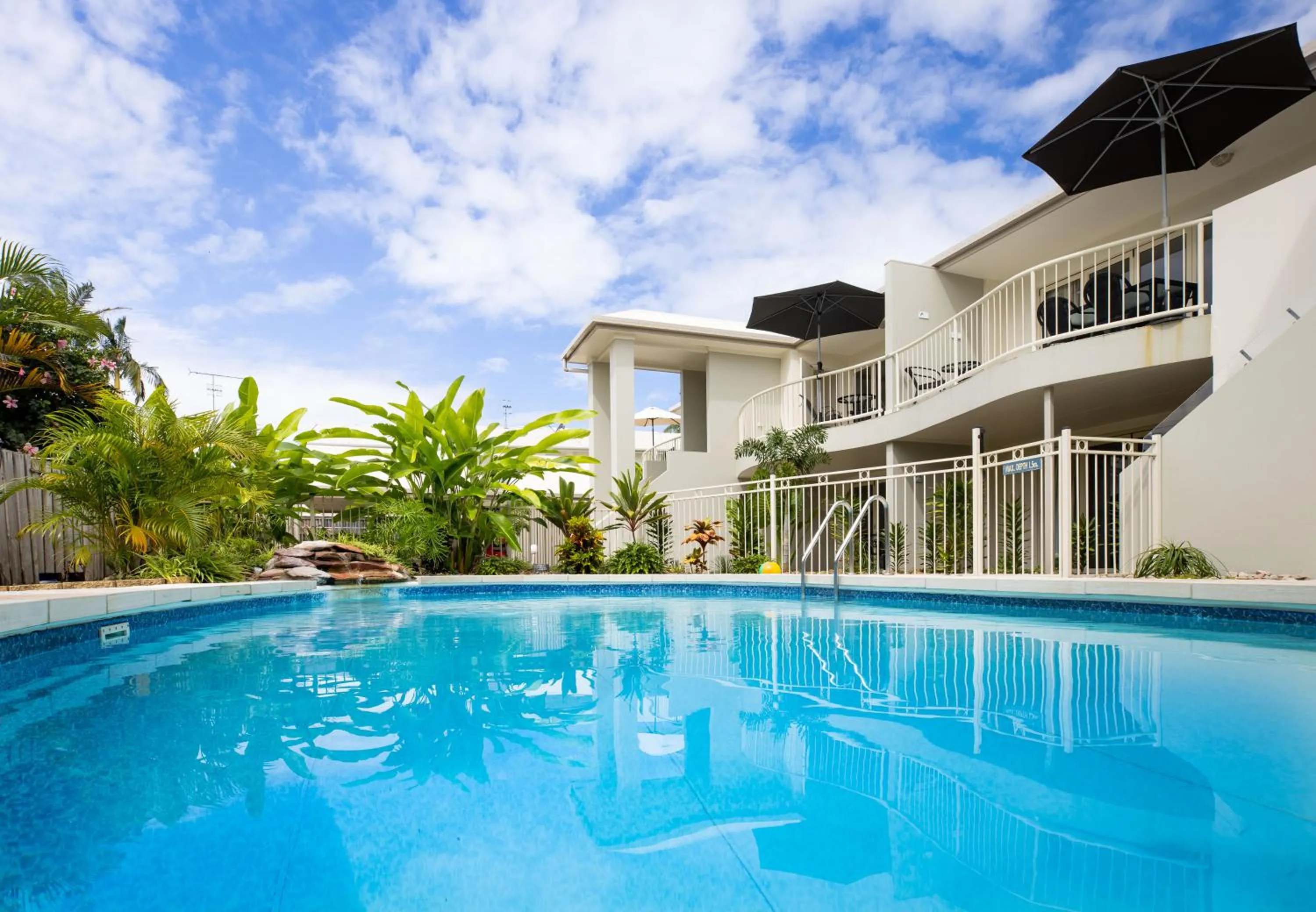 Property building in Noosa River Palms