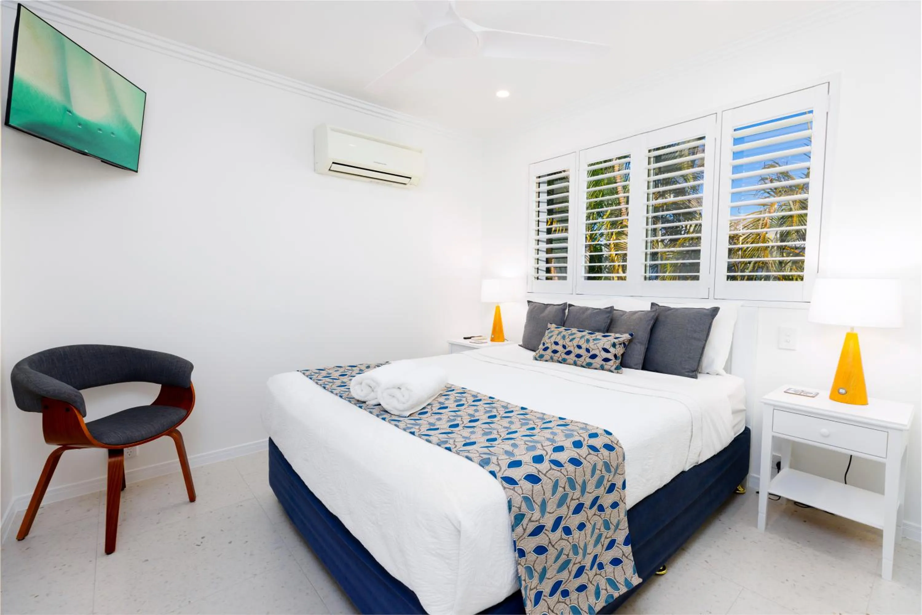 Bedroom, Bed in Noosa River Palms