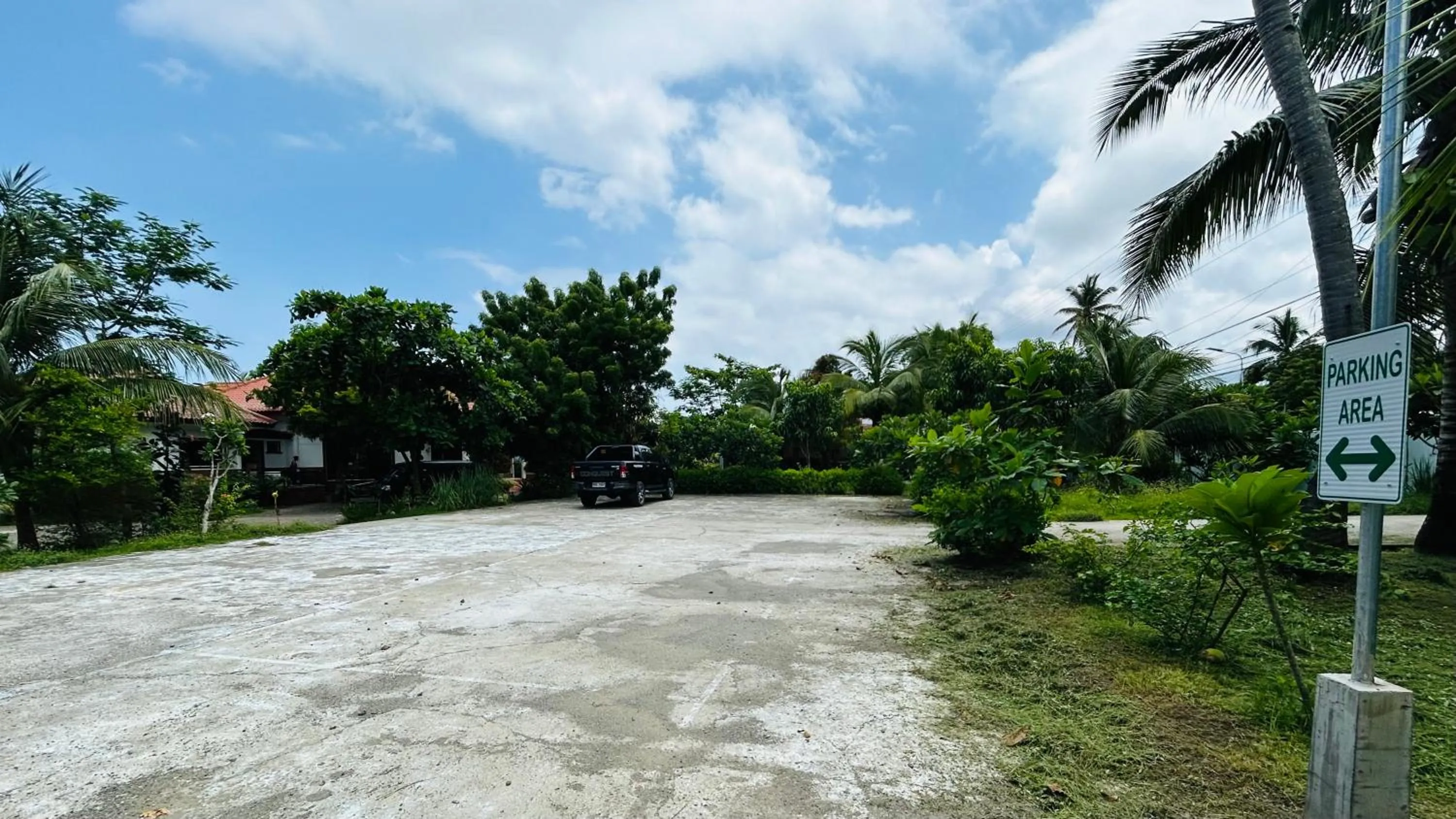 Parking in Luxor Resort