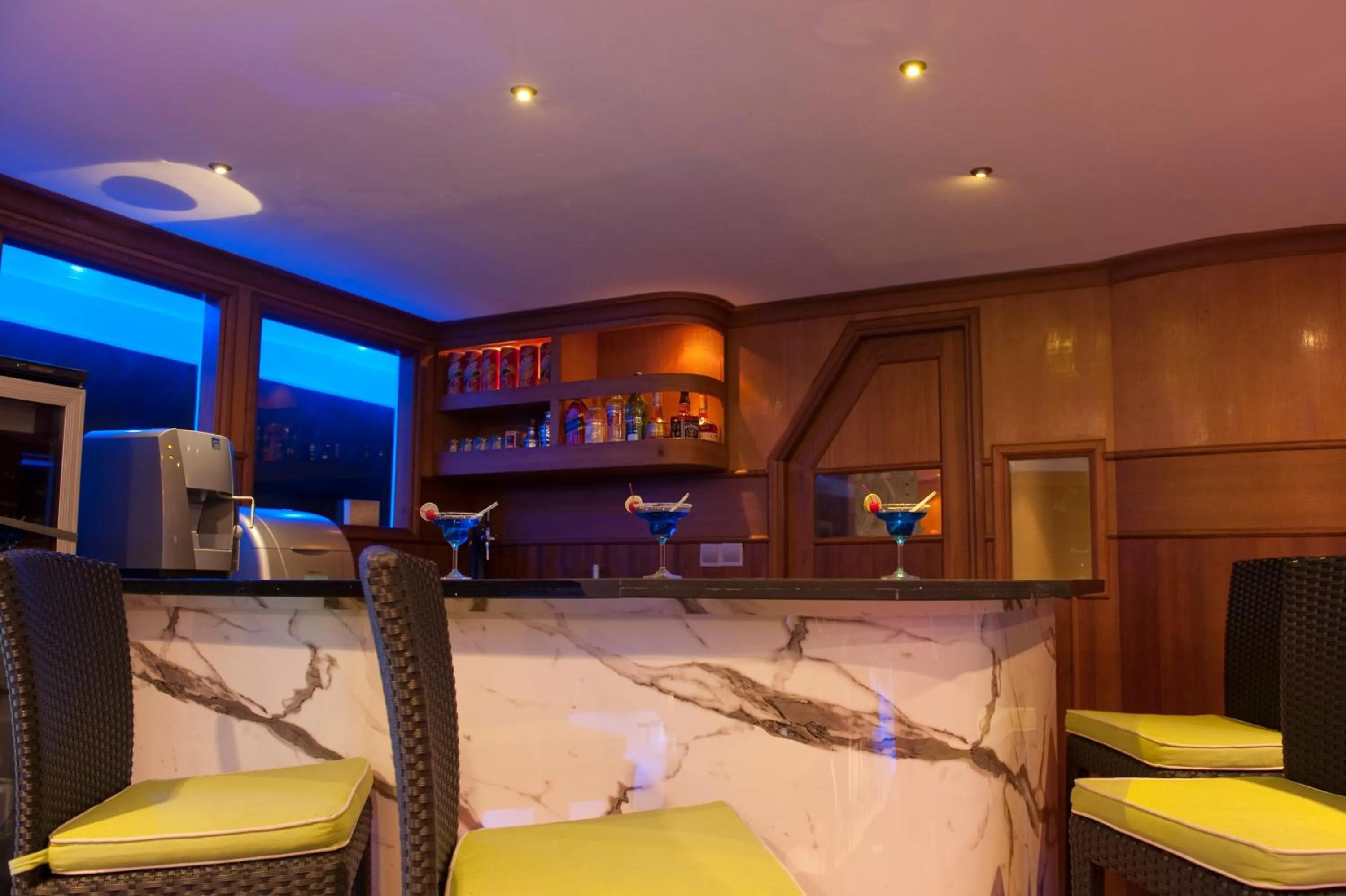 Lounge or bar in Kaani Beach Hotel
