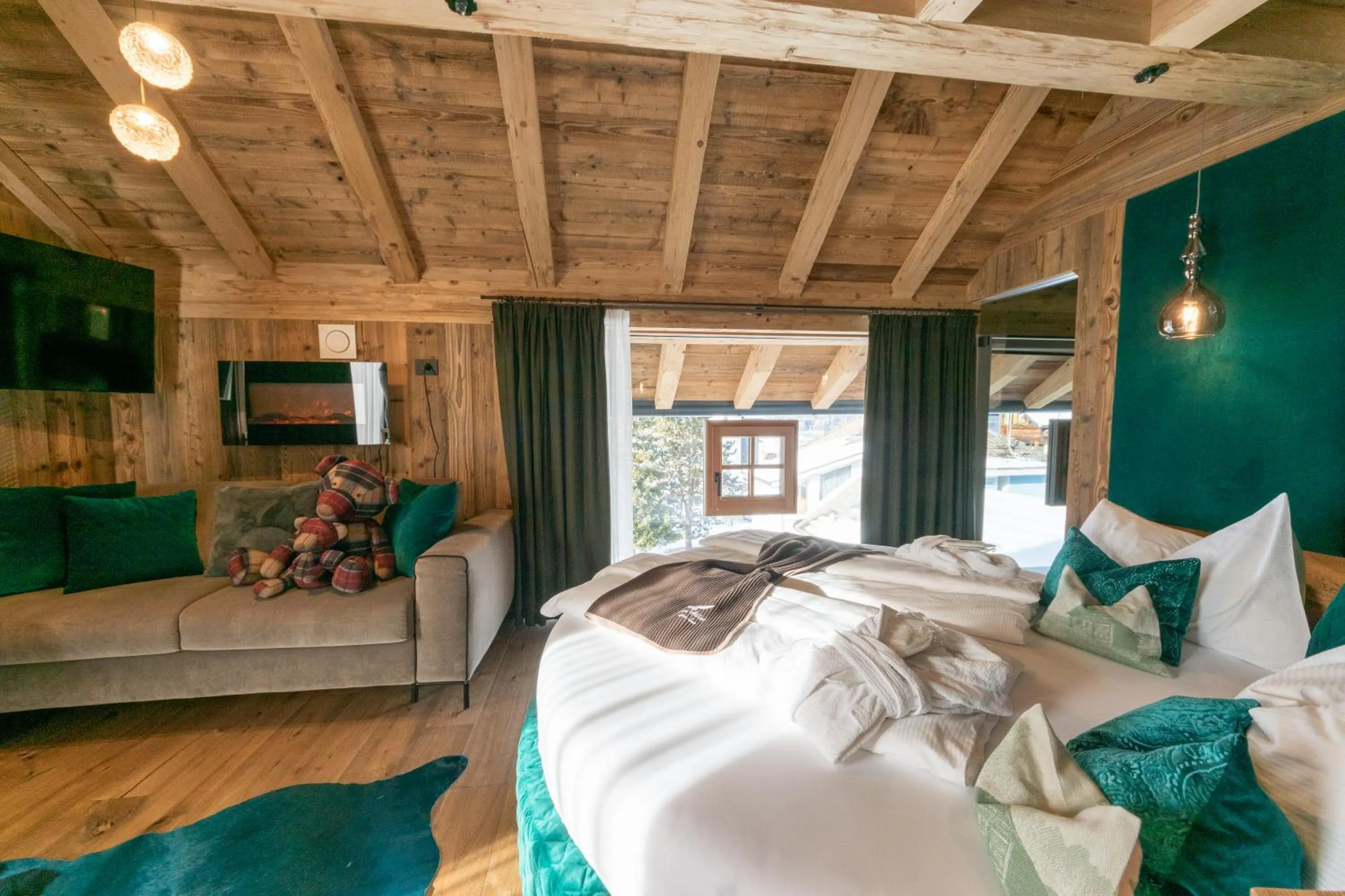 Bedroom, Bed in Alpine Refuge Villa Adler