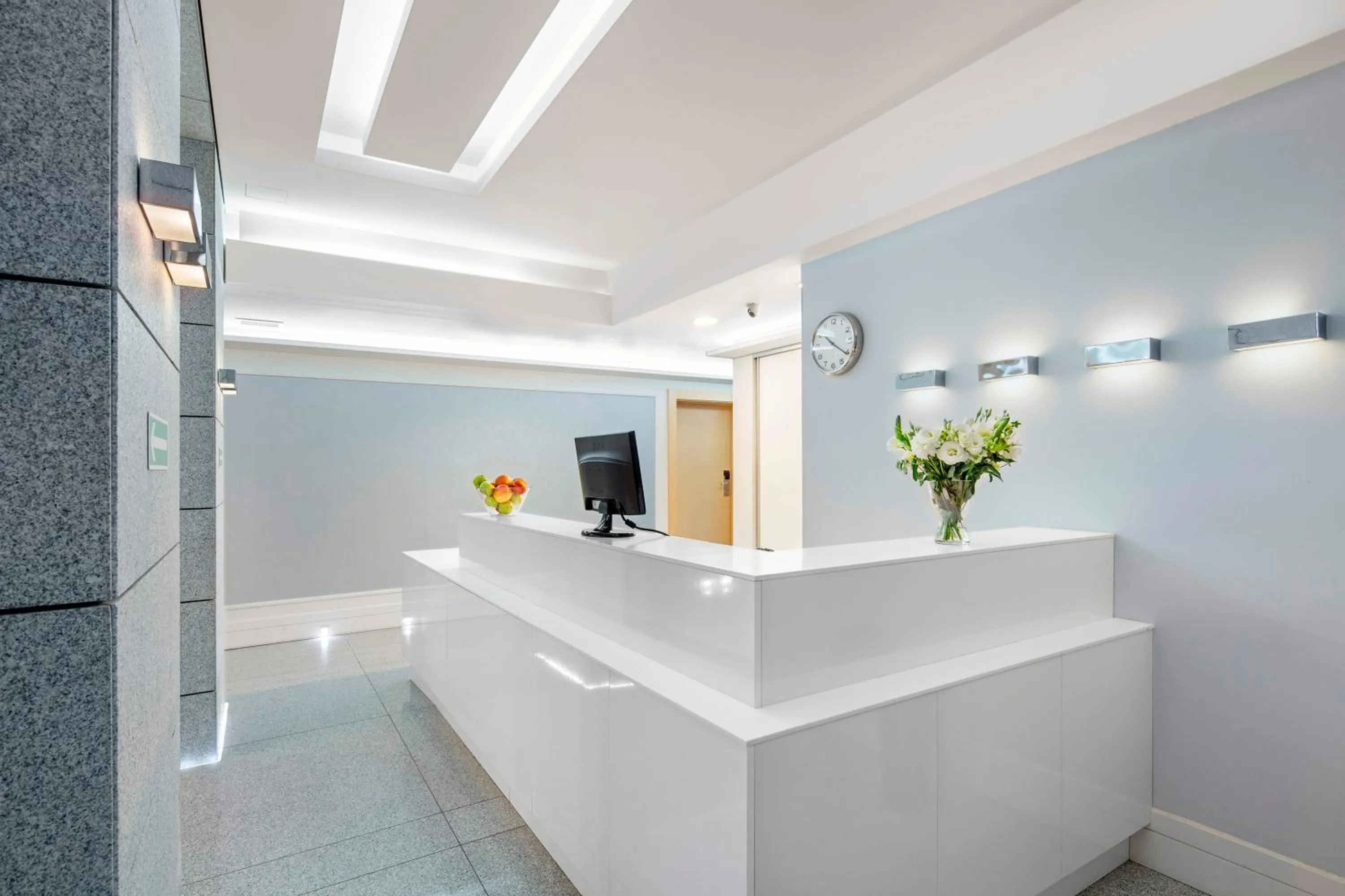 Lobby or reception in Sea Premium Apartments - Destigo Hotels