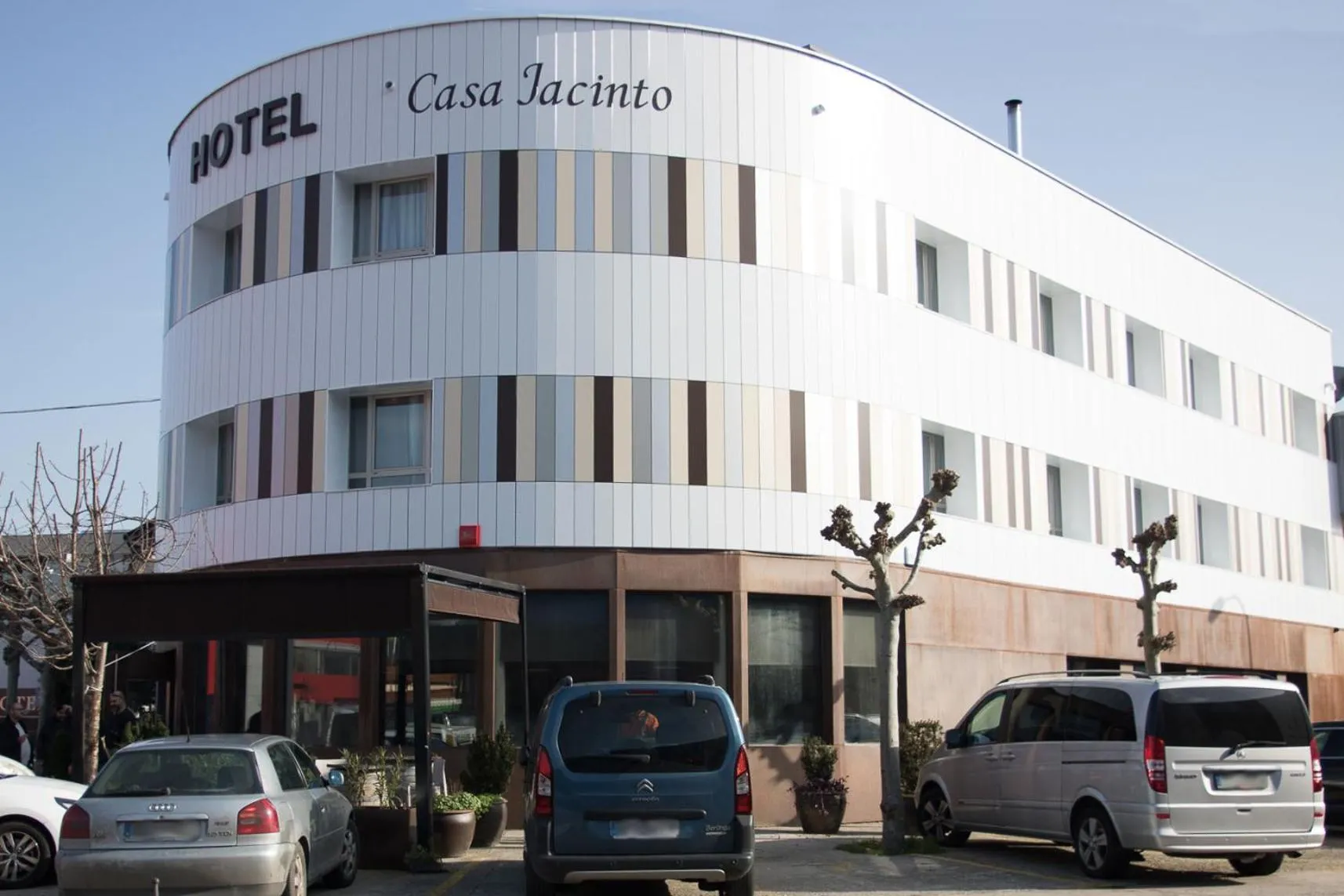 Property building in Hotel Casa Jacinto Pamplona