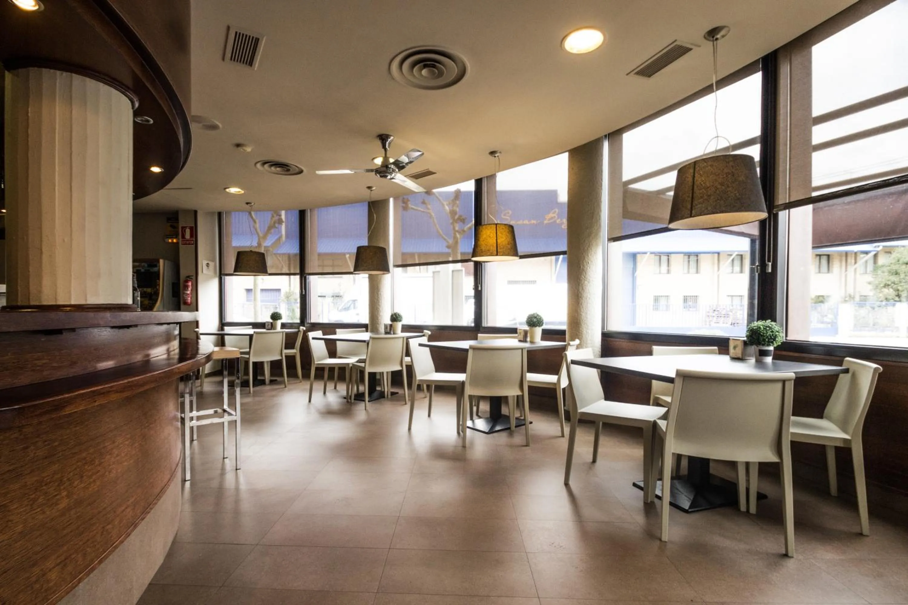 Lounge or bar in Hotel Casa Jacinto Pamplona