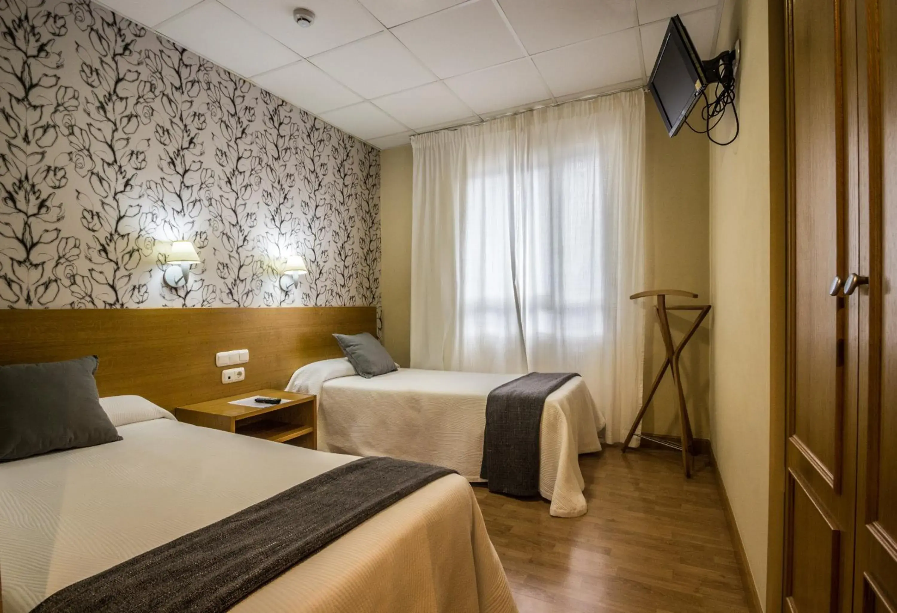 Twin Room - single occupancy in Hotel Casa Jacinto Pamplona Twin Room - single occupancy in Hotel Casa Jacinto Pamplona