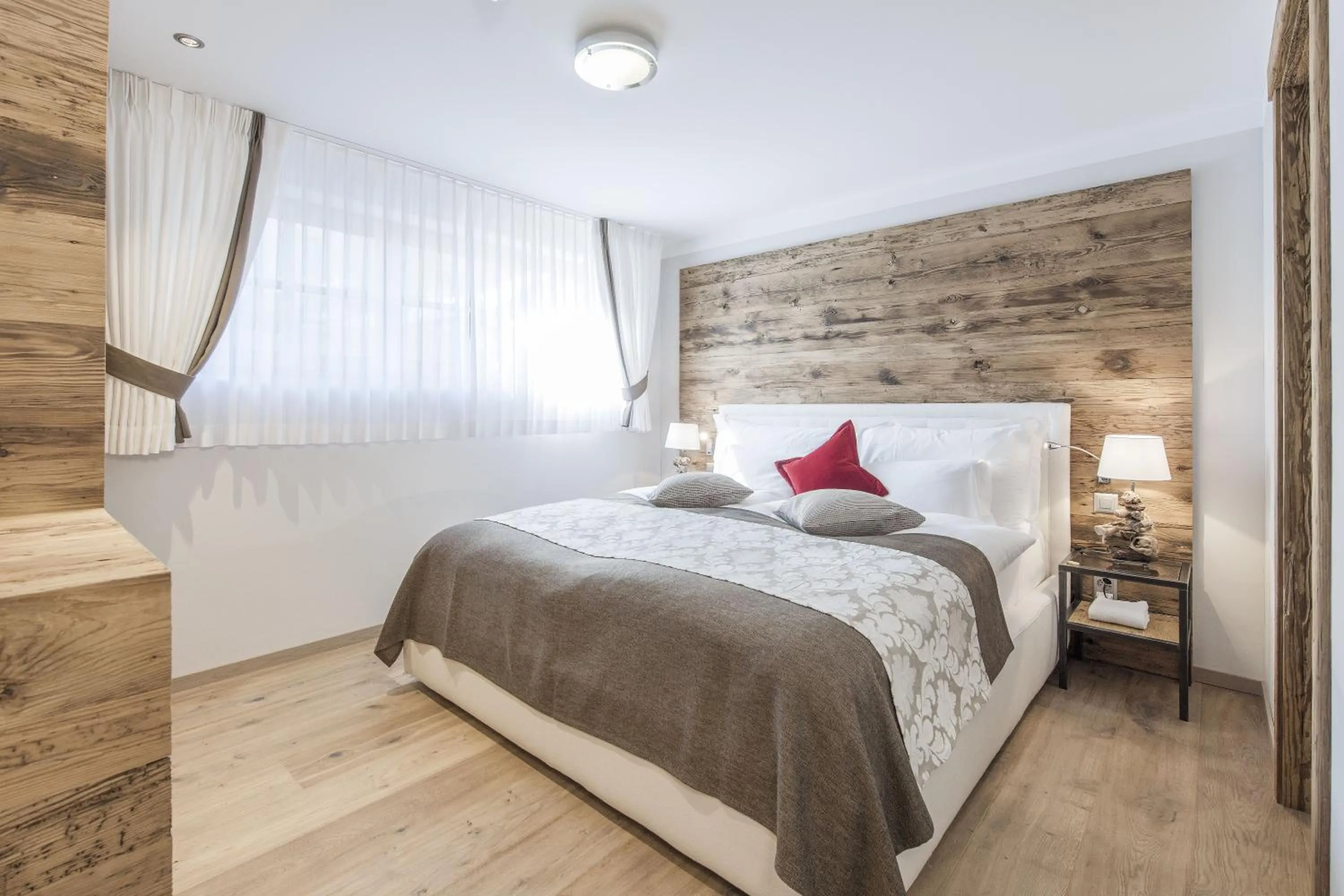 Bedroom, Bed in Hotelino Petit Chalet