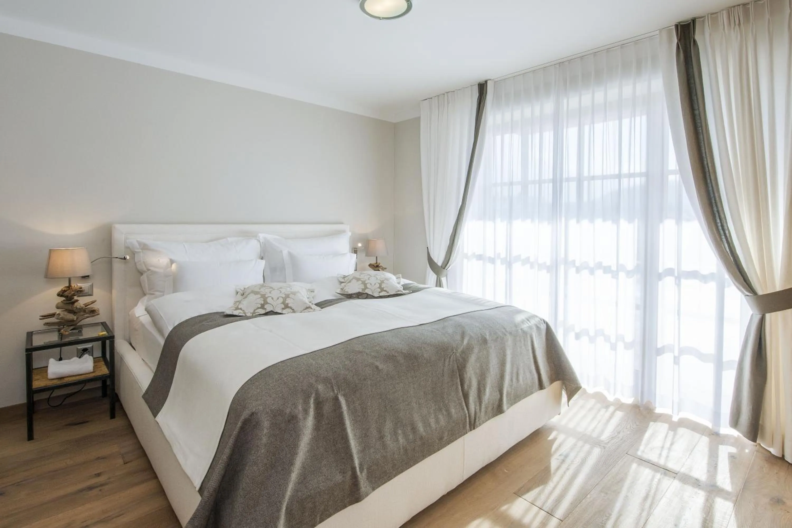 Bedroom, Bed in Hotelino Petit Chalet