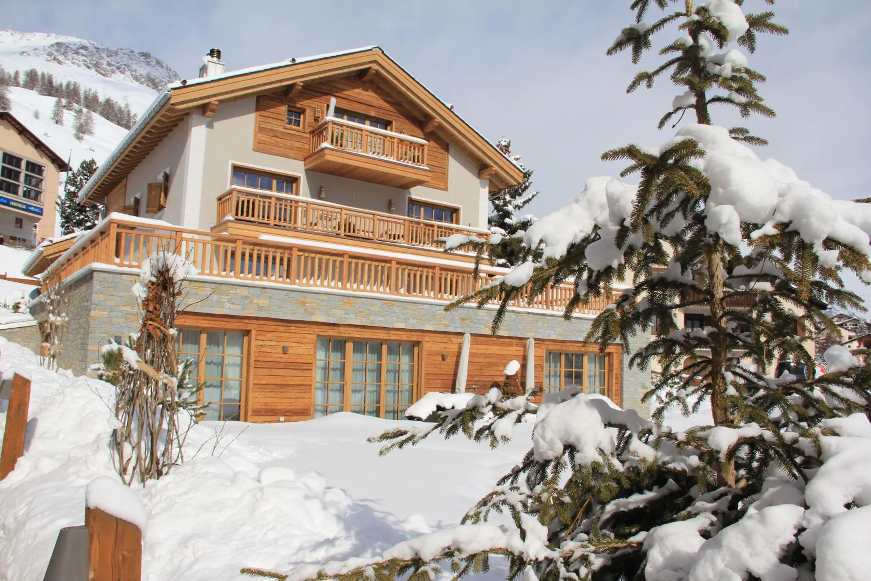 Facade/entrance in Hotelino Petit Chalet